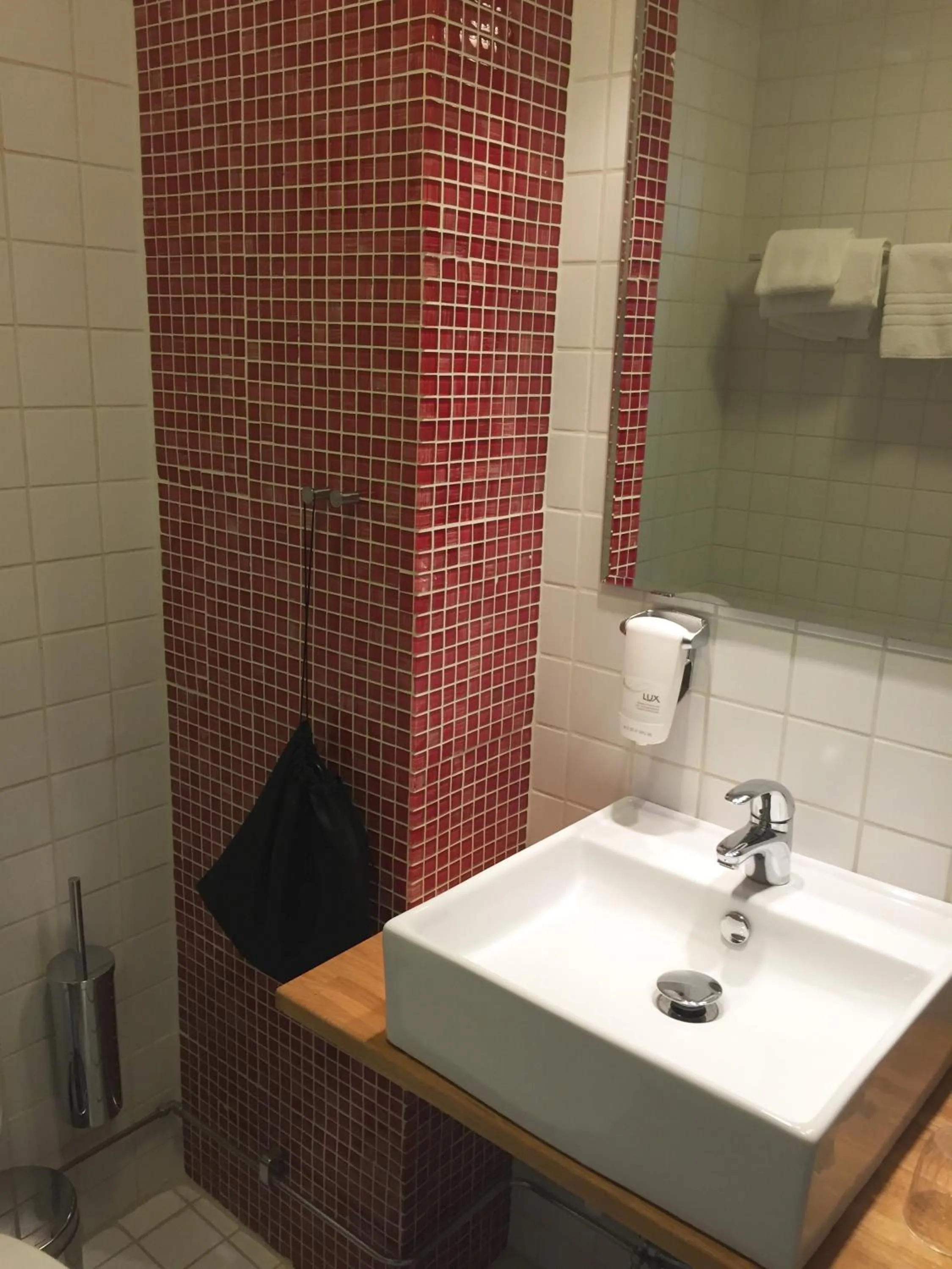 Bathroom in Adels Hotel