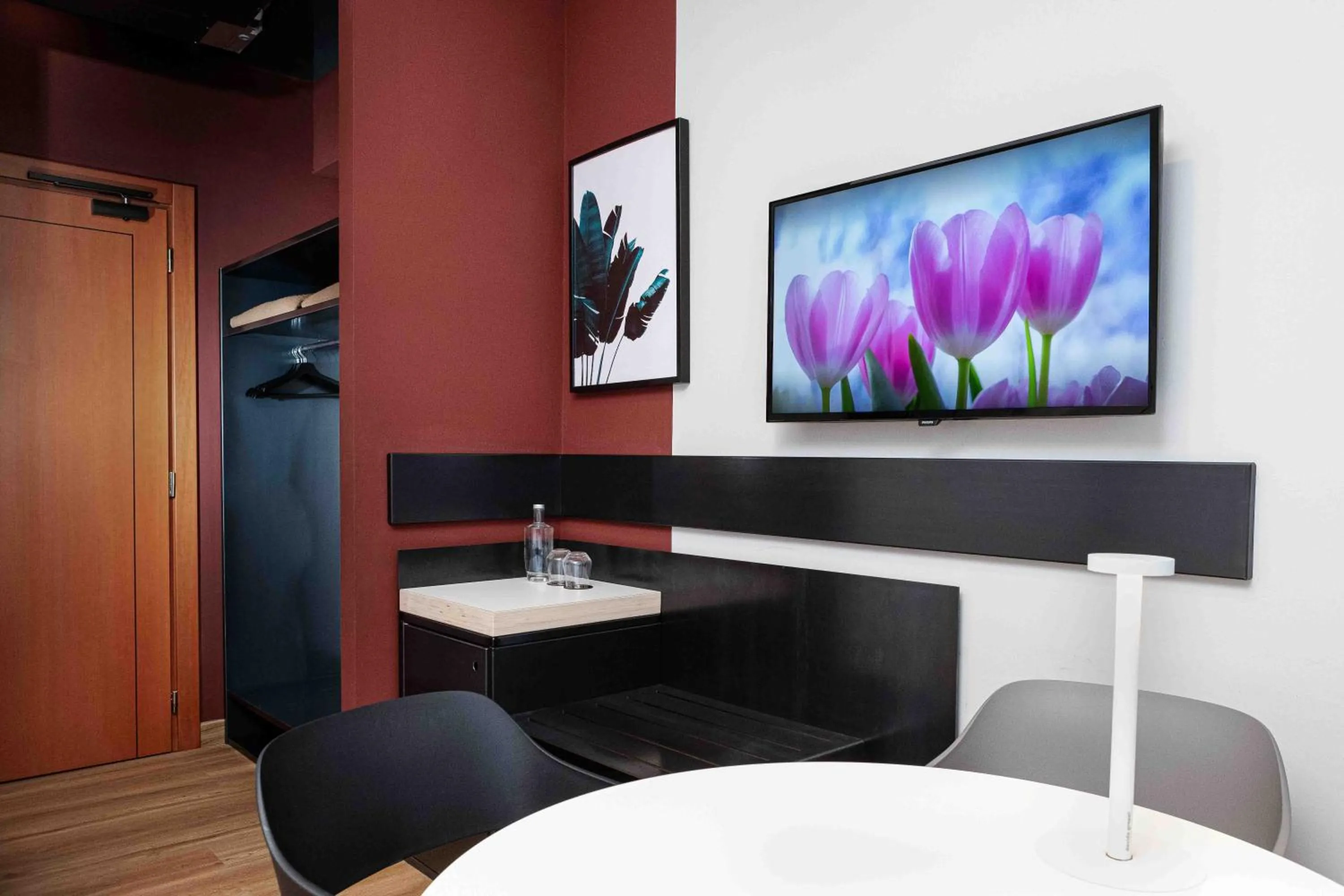 Bedroom in Garda Hotel