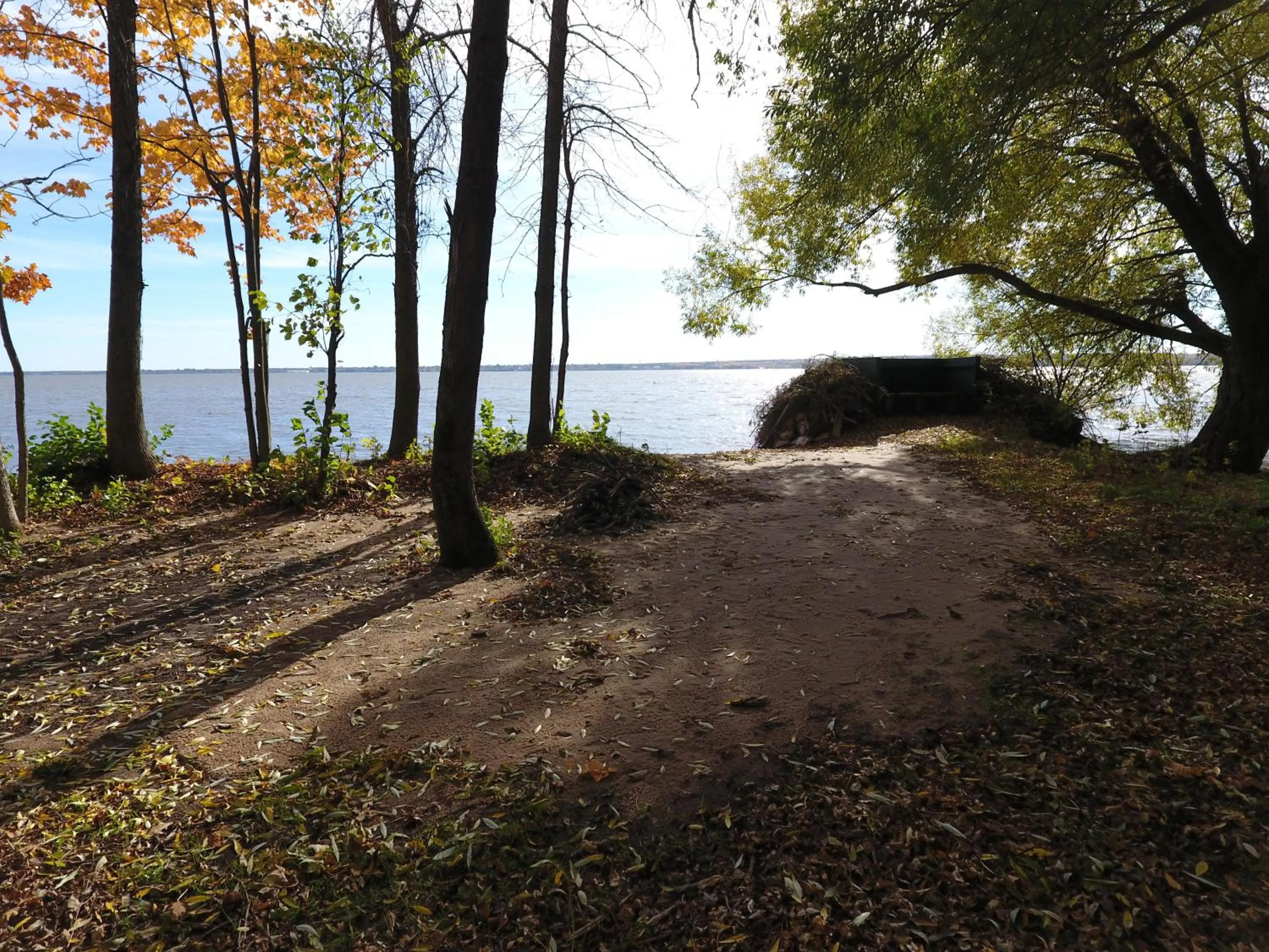Lake view in Mission Springs Resort
