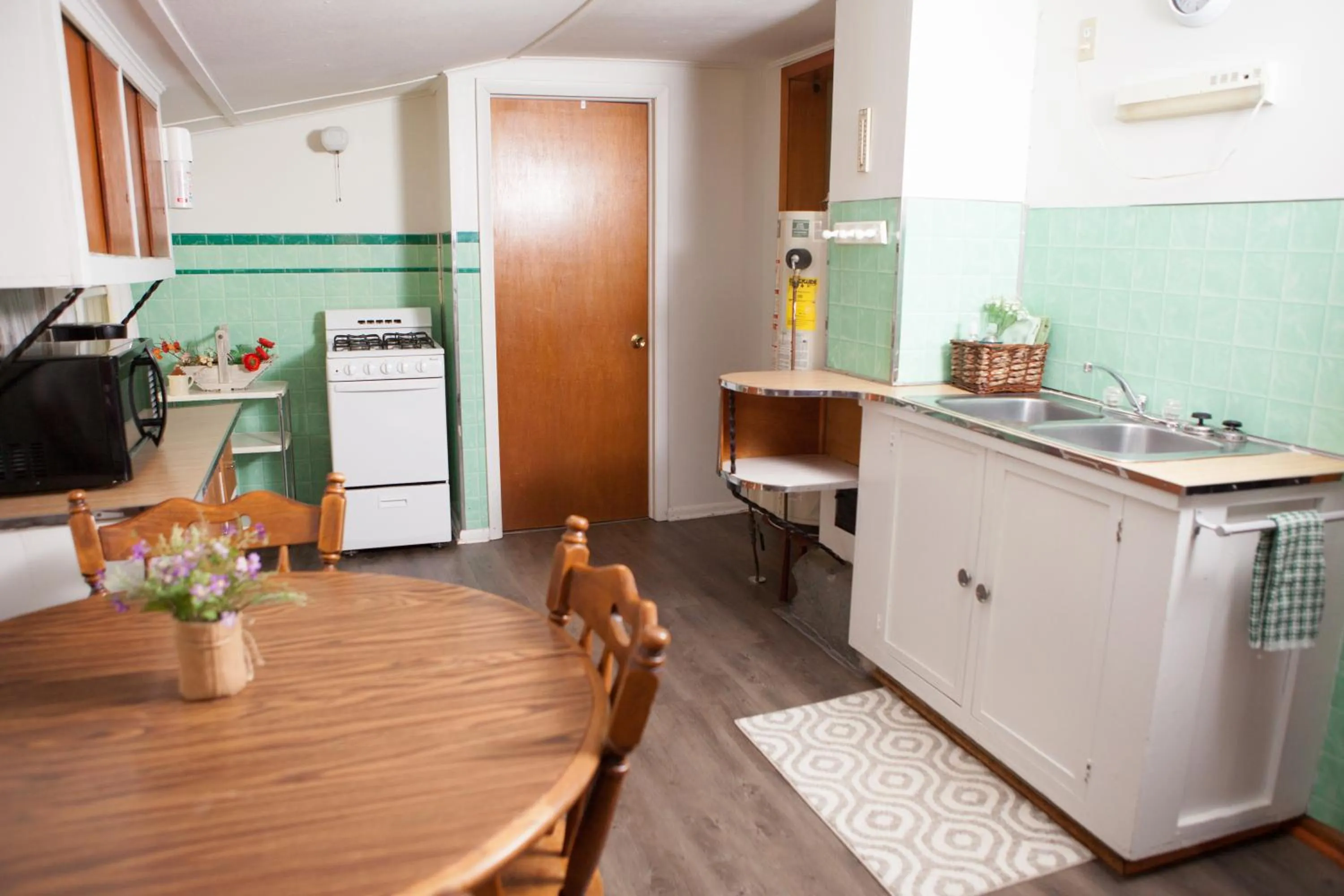 Kitchen or kitchenette in Mission Springs Resort