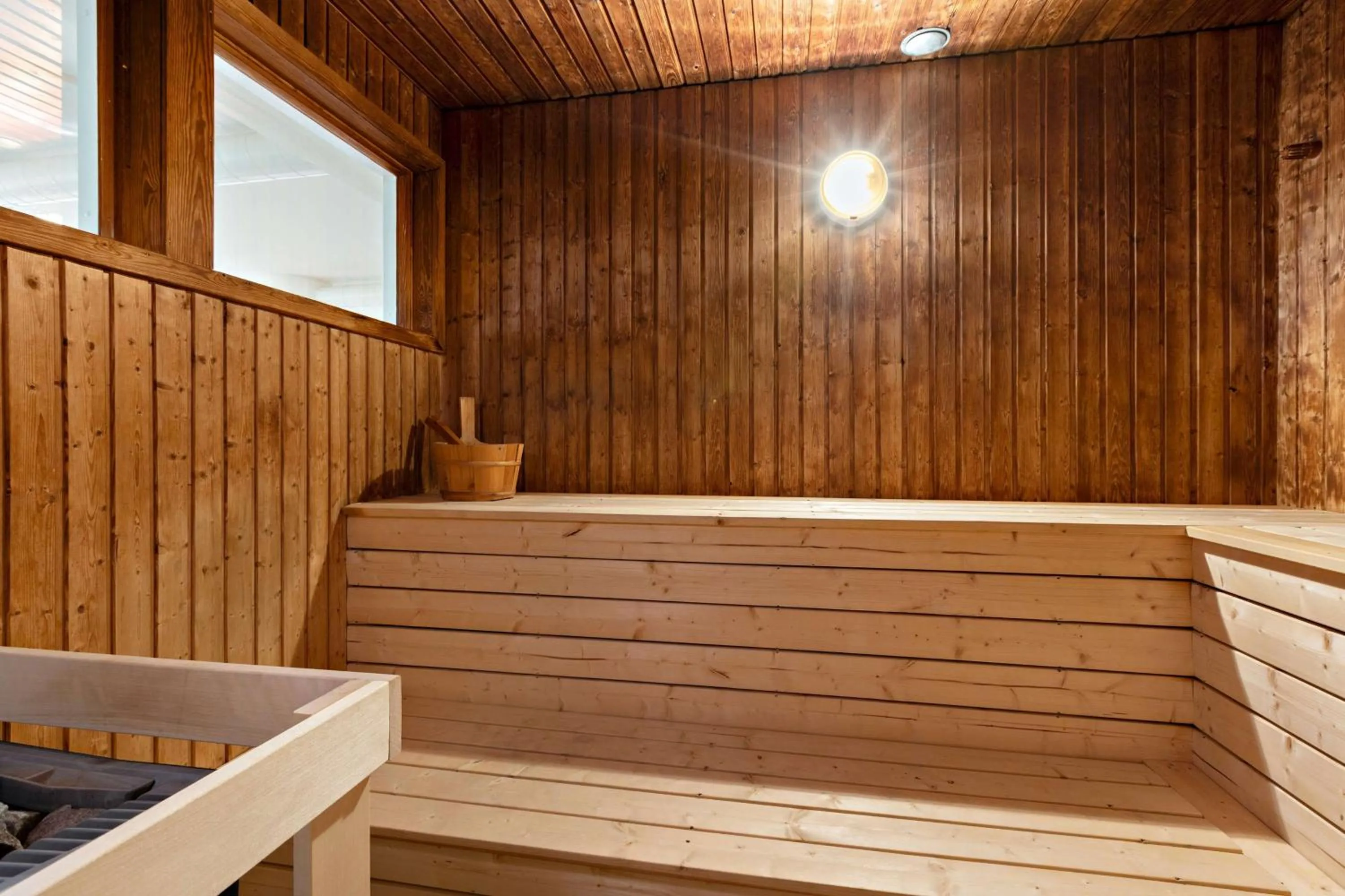 Spa and wellness centre/facilities in Best Western Hotell Lerdalshoejden