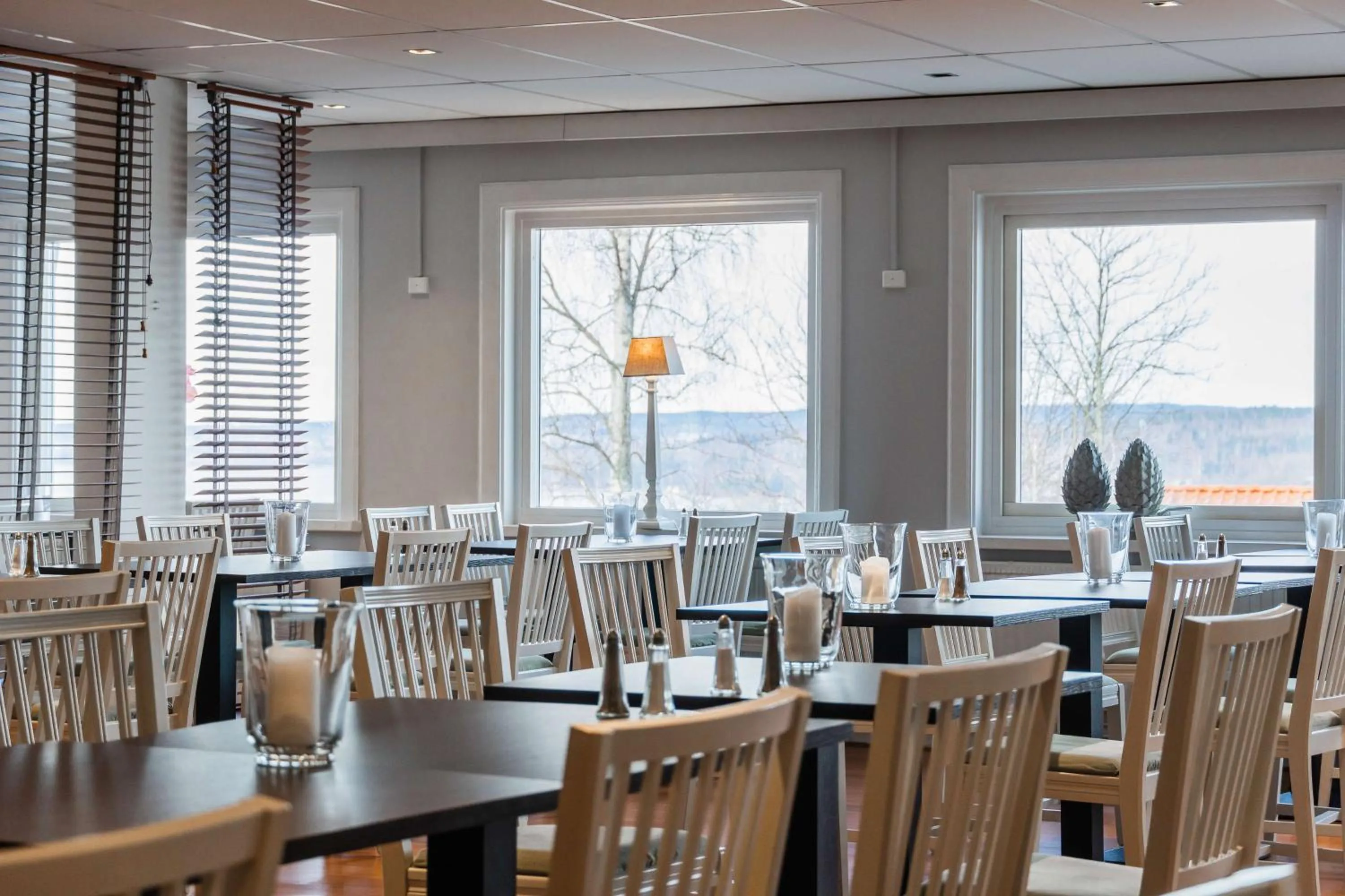 Restaurant/places to eat in Best Western Hotell Lerdalshoejden