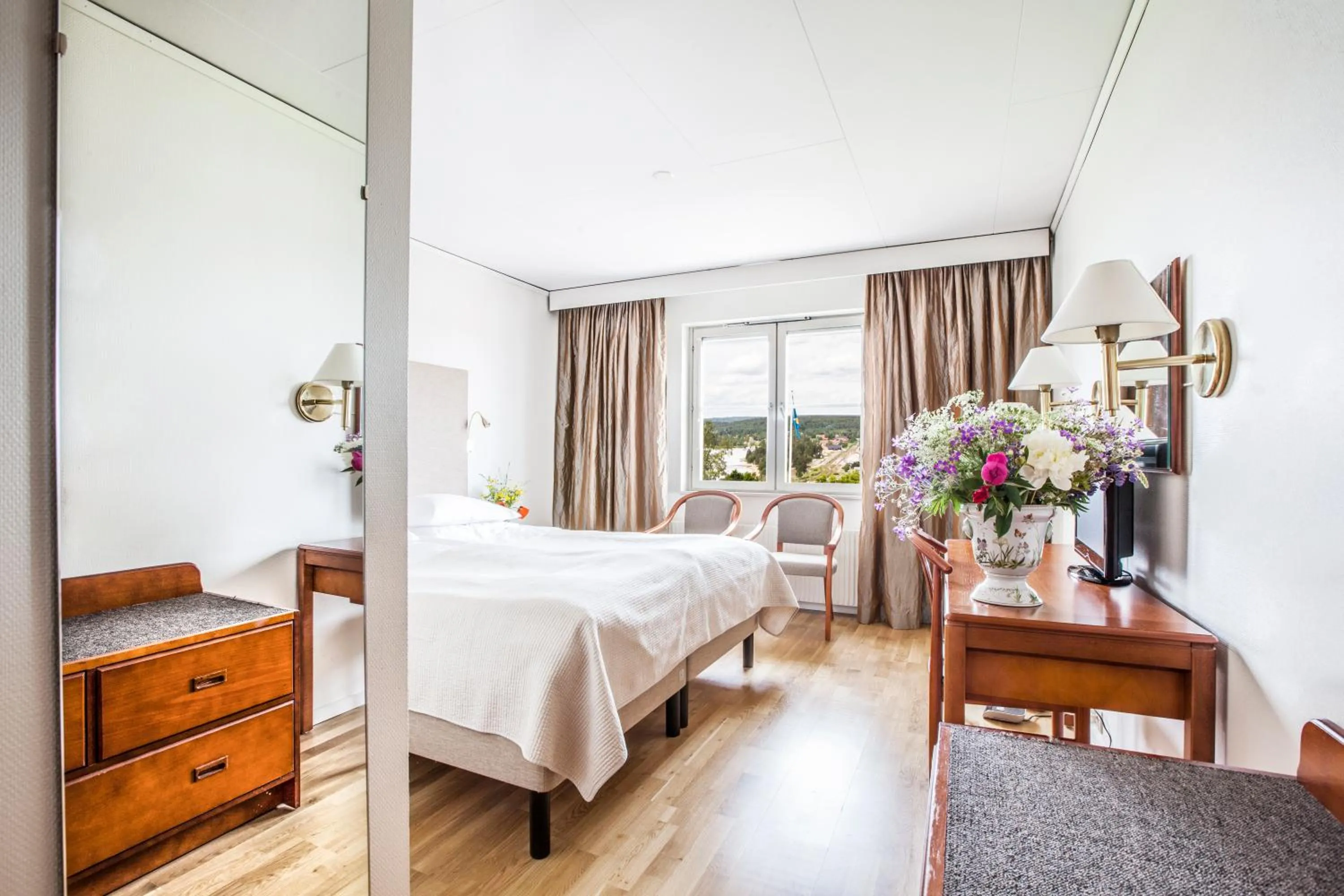 Golfcourse, Bed in Best Western Hotell Lerdalshoejden