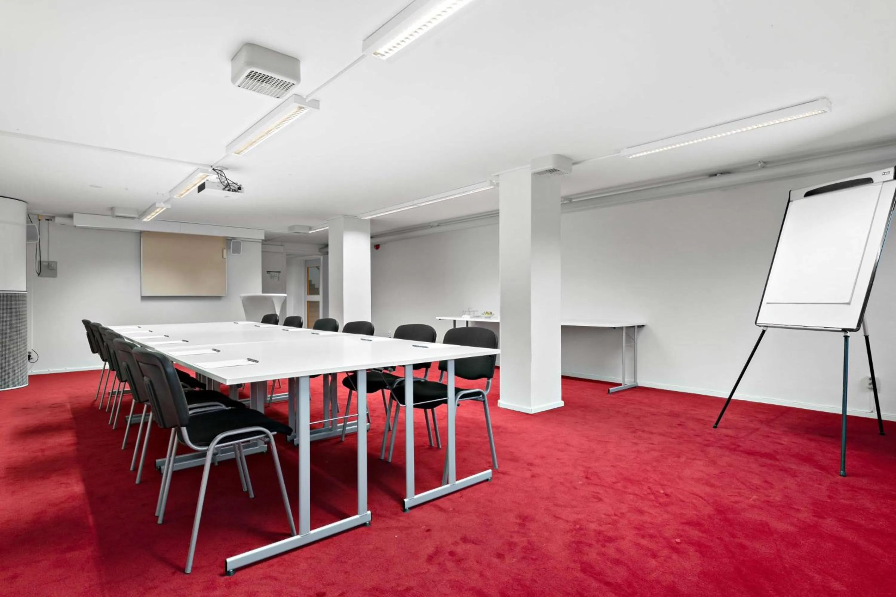 Meeting/conference room in Best Western Hotell Lerdalshoejden