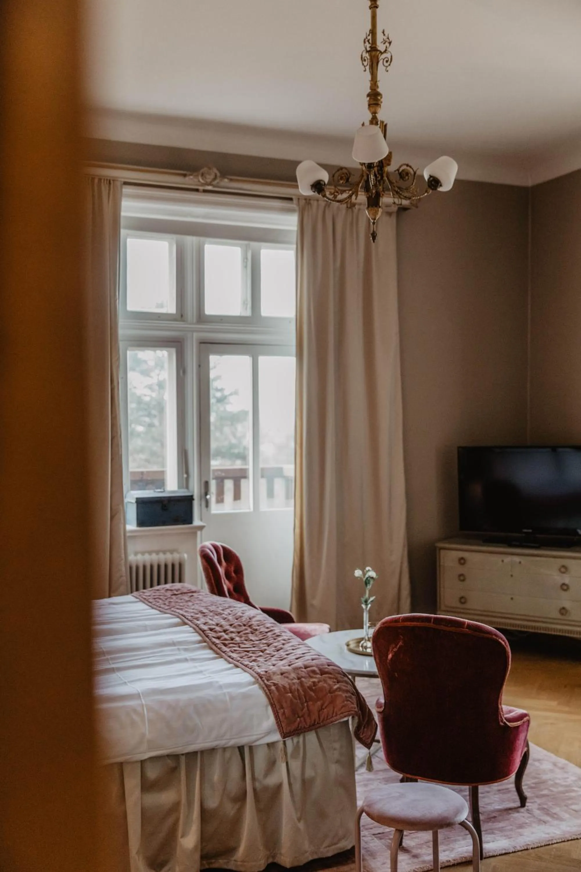 TV and multimedia, Bed in Hotel Slottsvillan