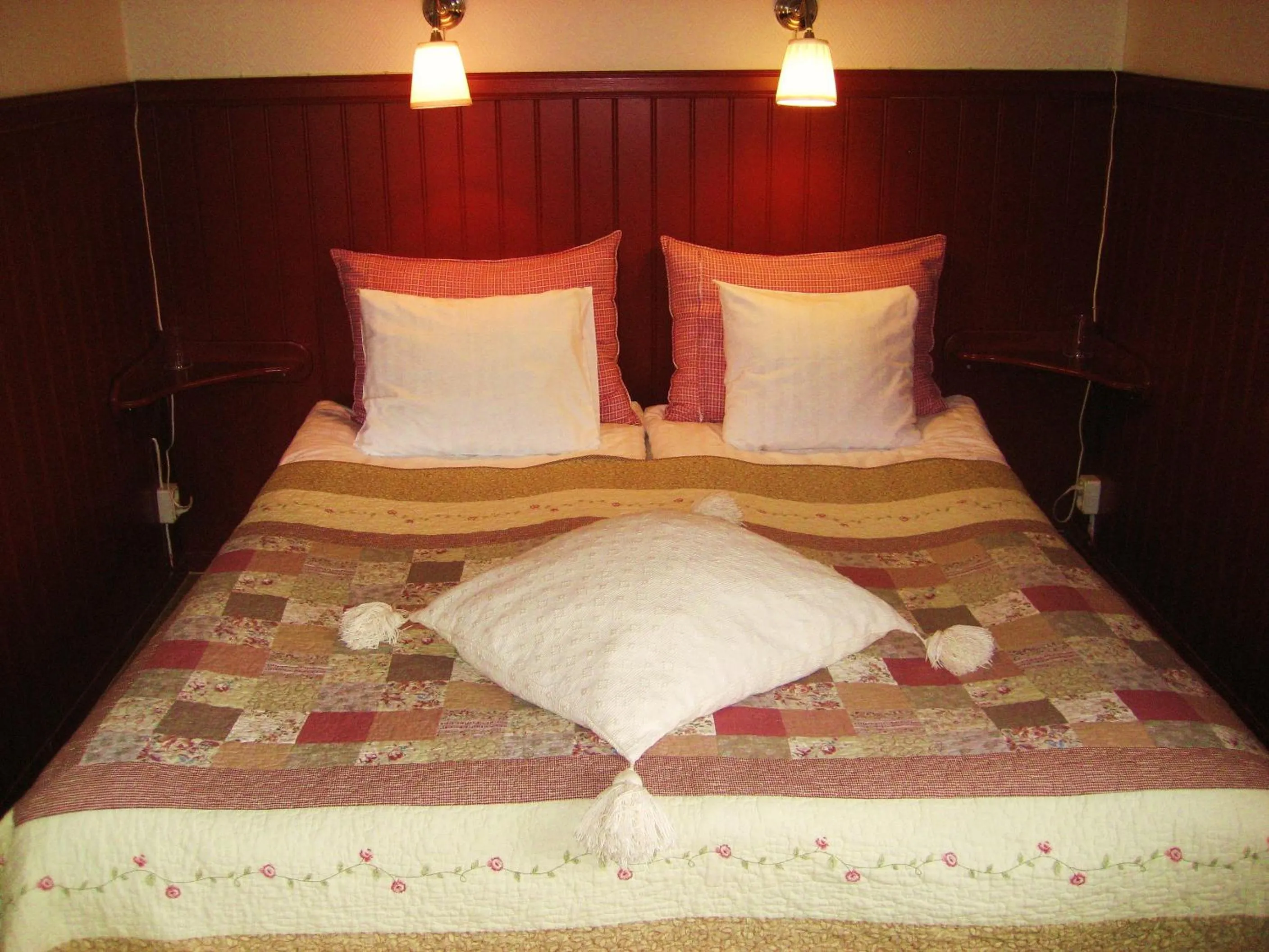 Bed in Lugnet Malung Hotell