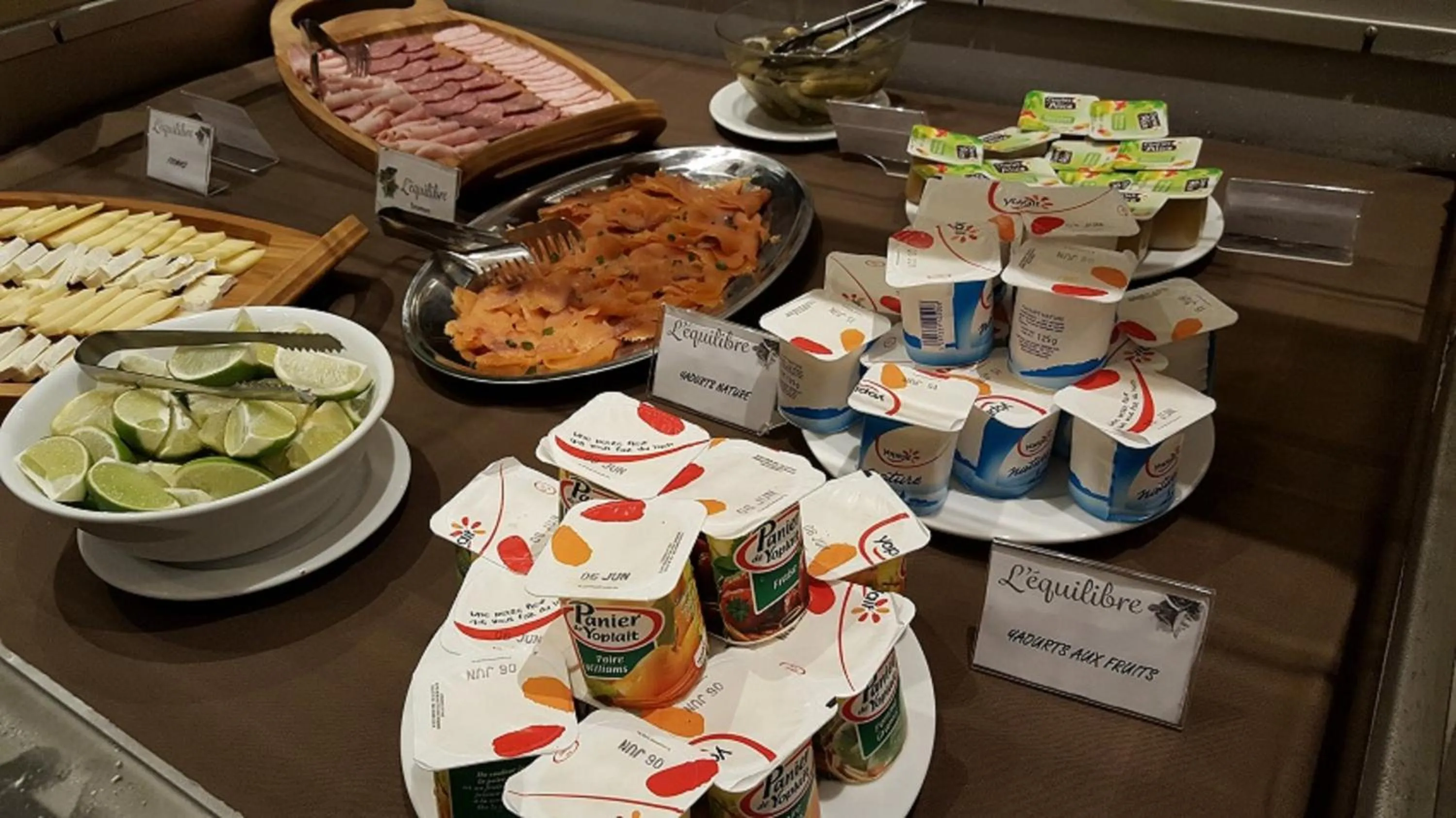 Buffet breakfast in Nouvata