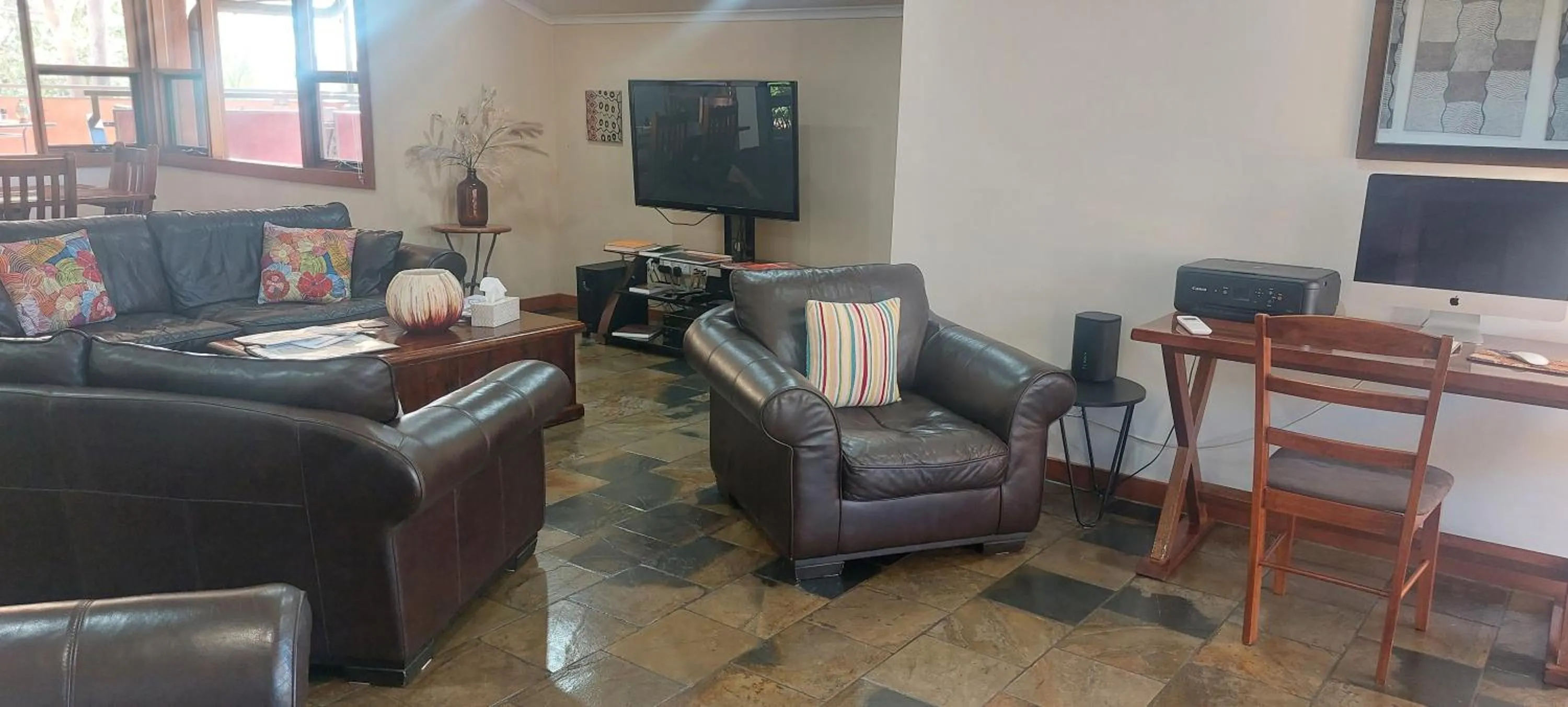 Property building in Wilmots on Dixon