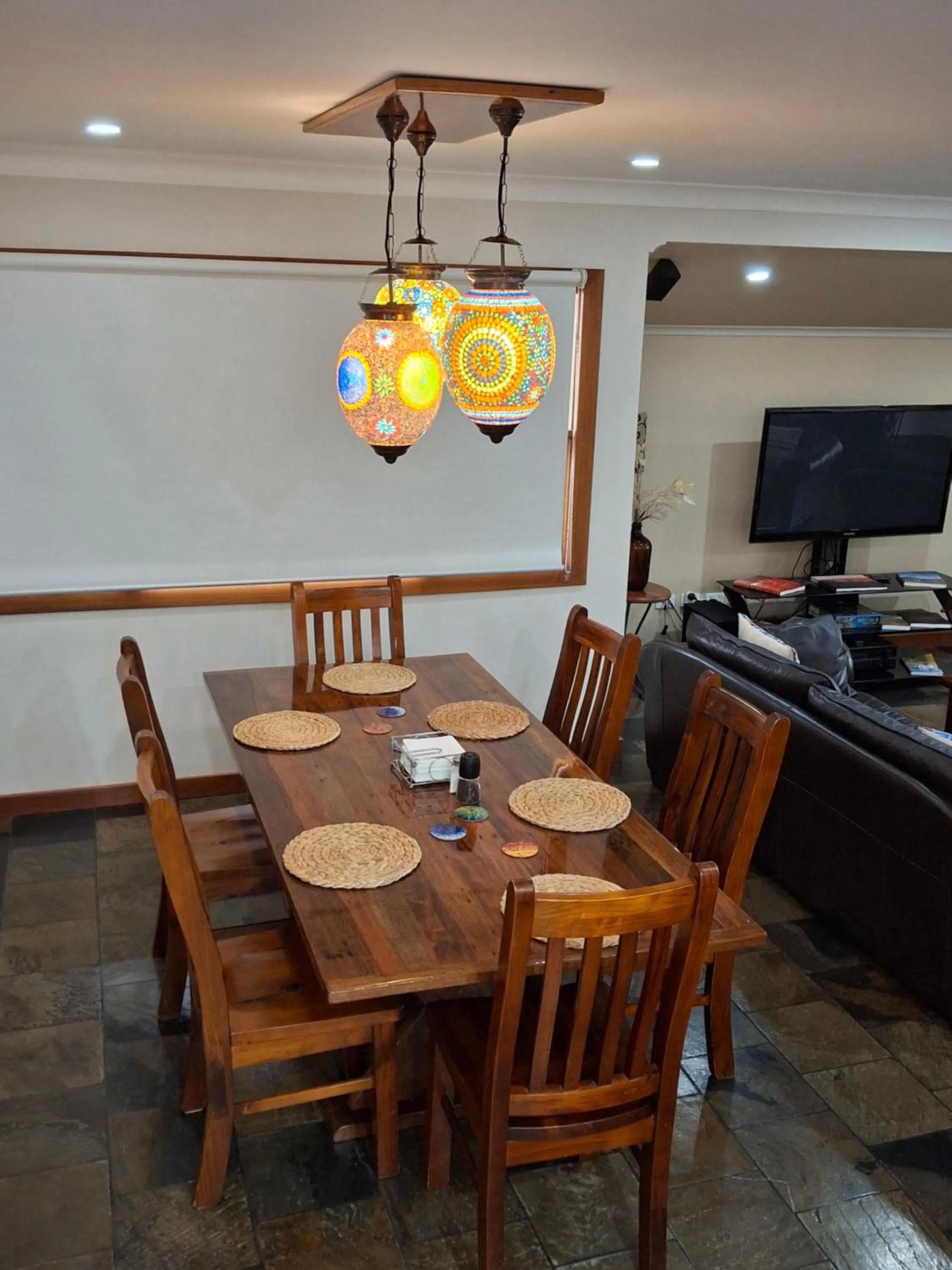 Dining area in Wilmots on Dixon