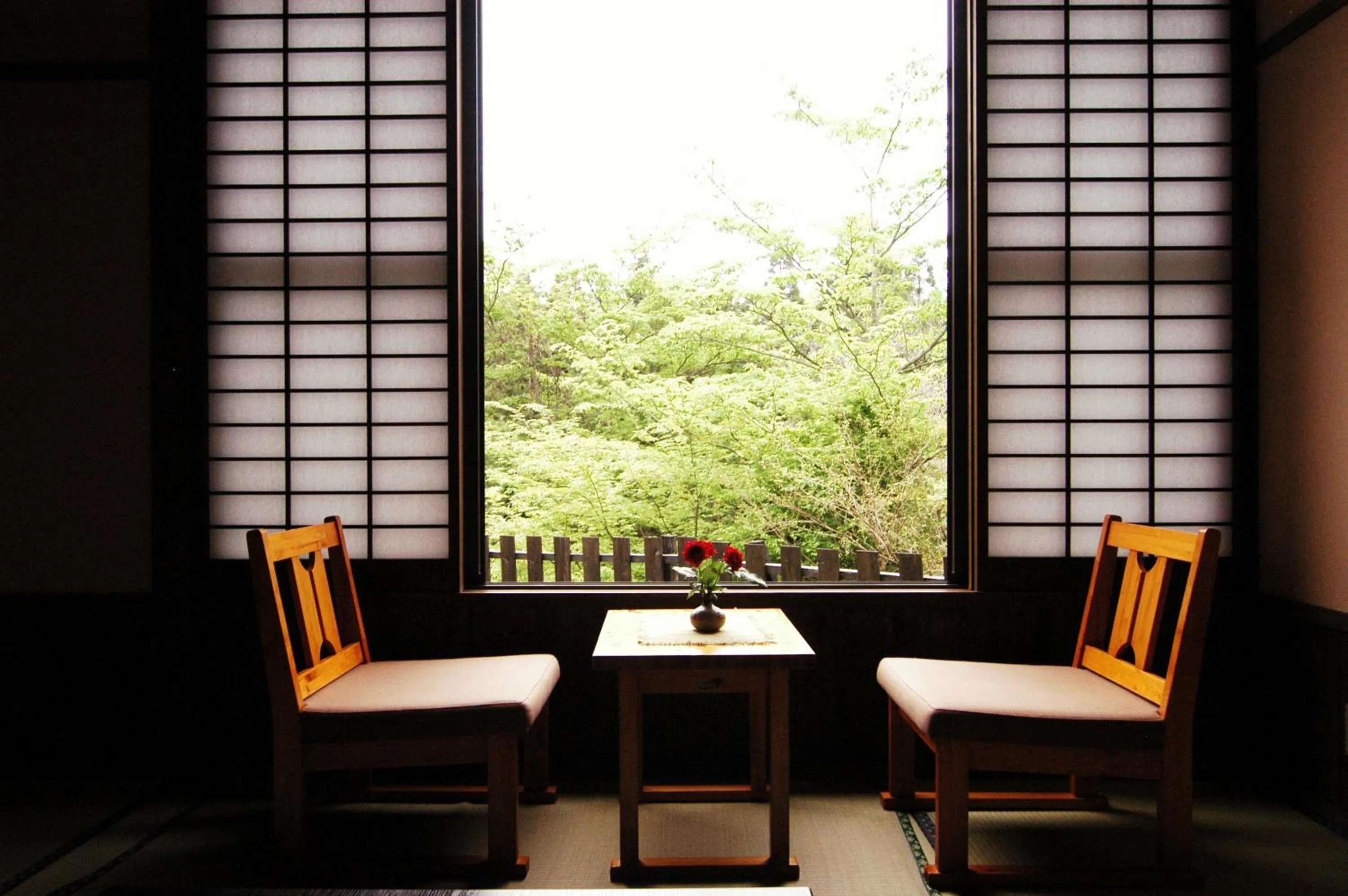 Area and facilities in Nanakamado