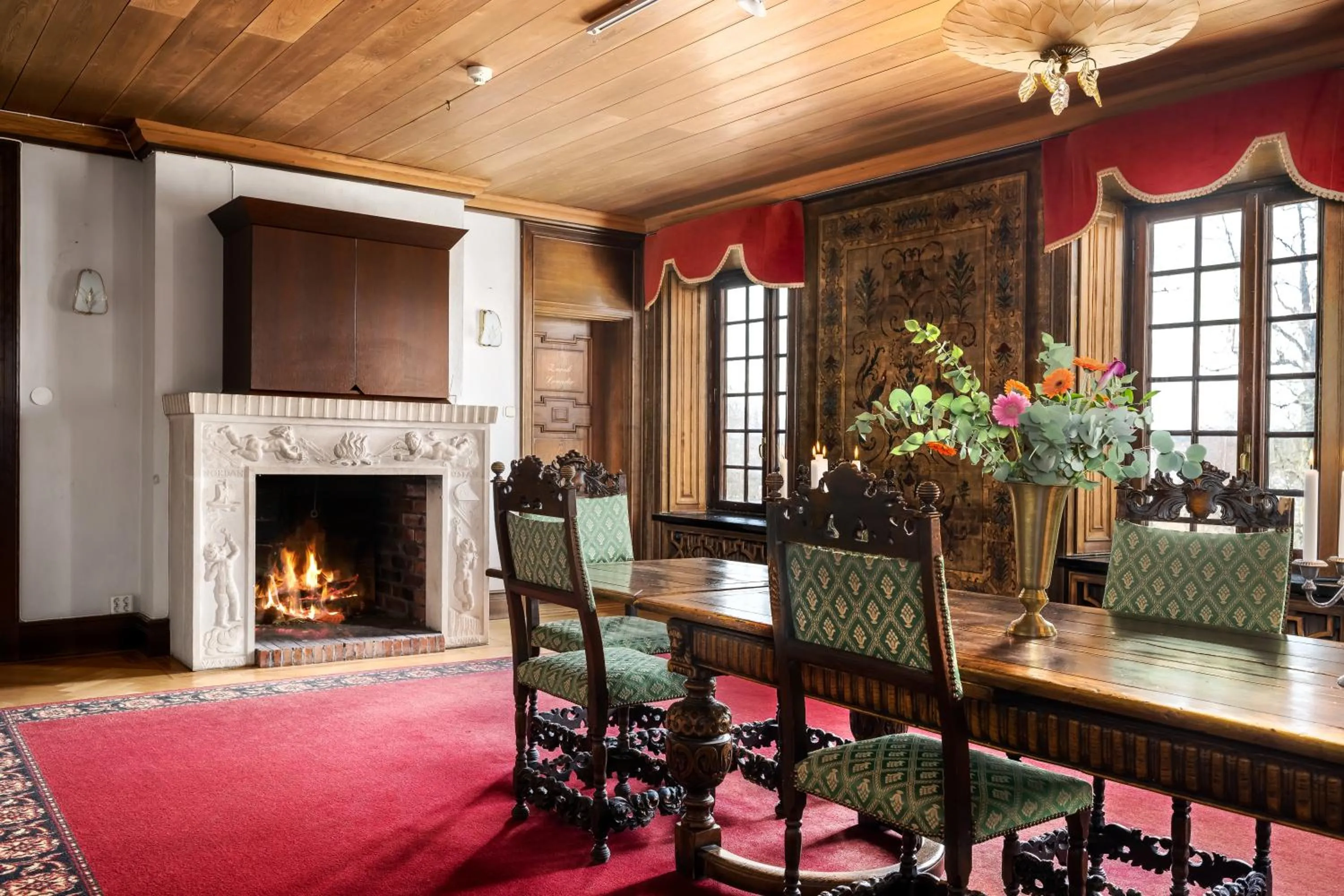 Property building in Häringe Slott