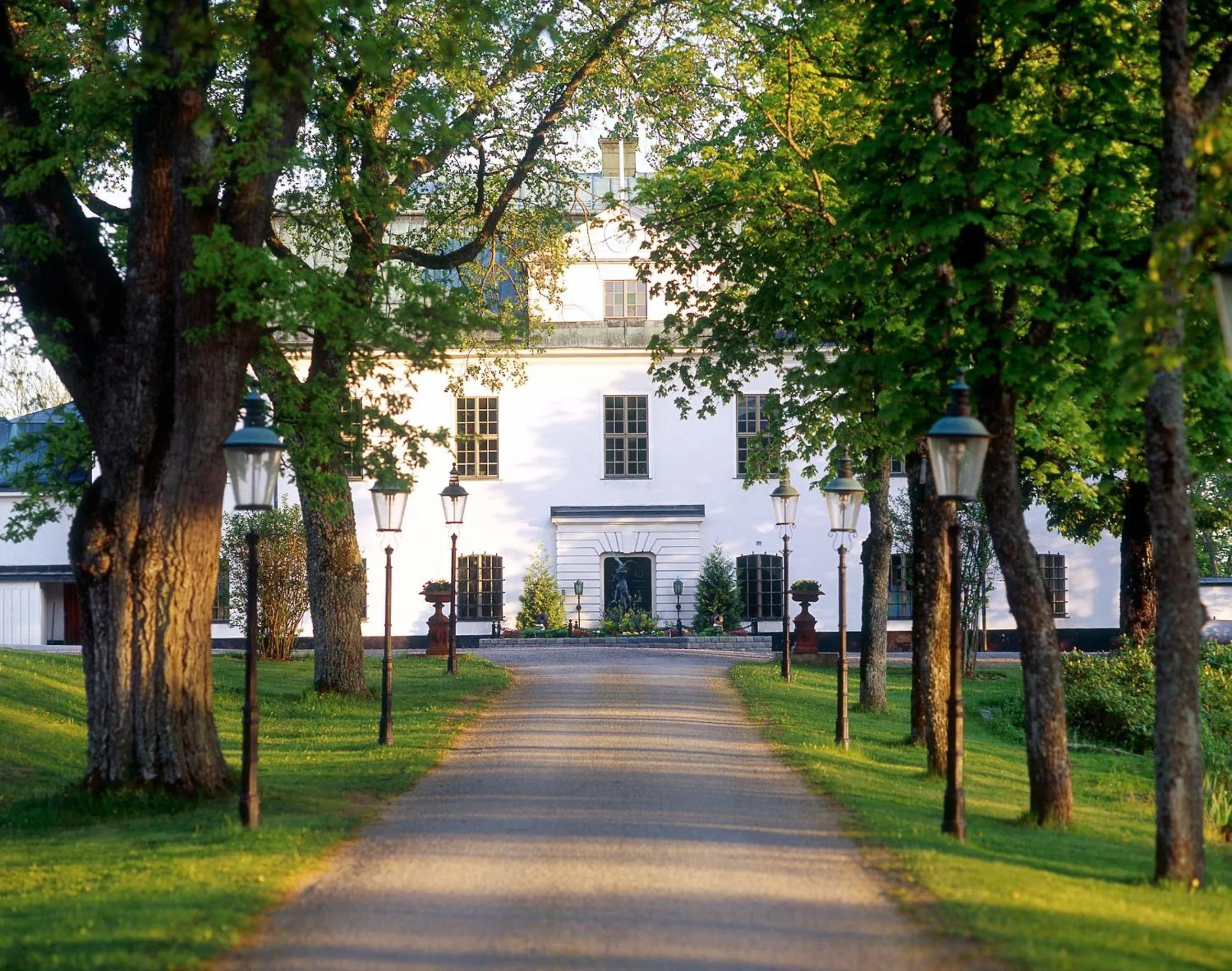 Property building in Häringe Slott
