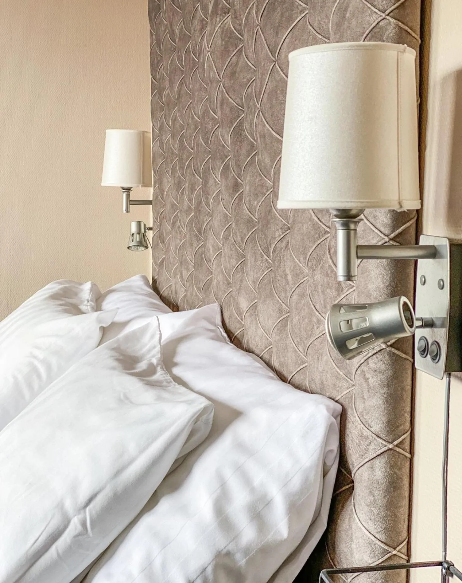 Bed in Hotel Jämteborg