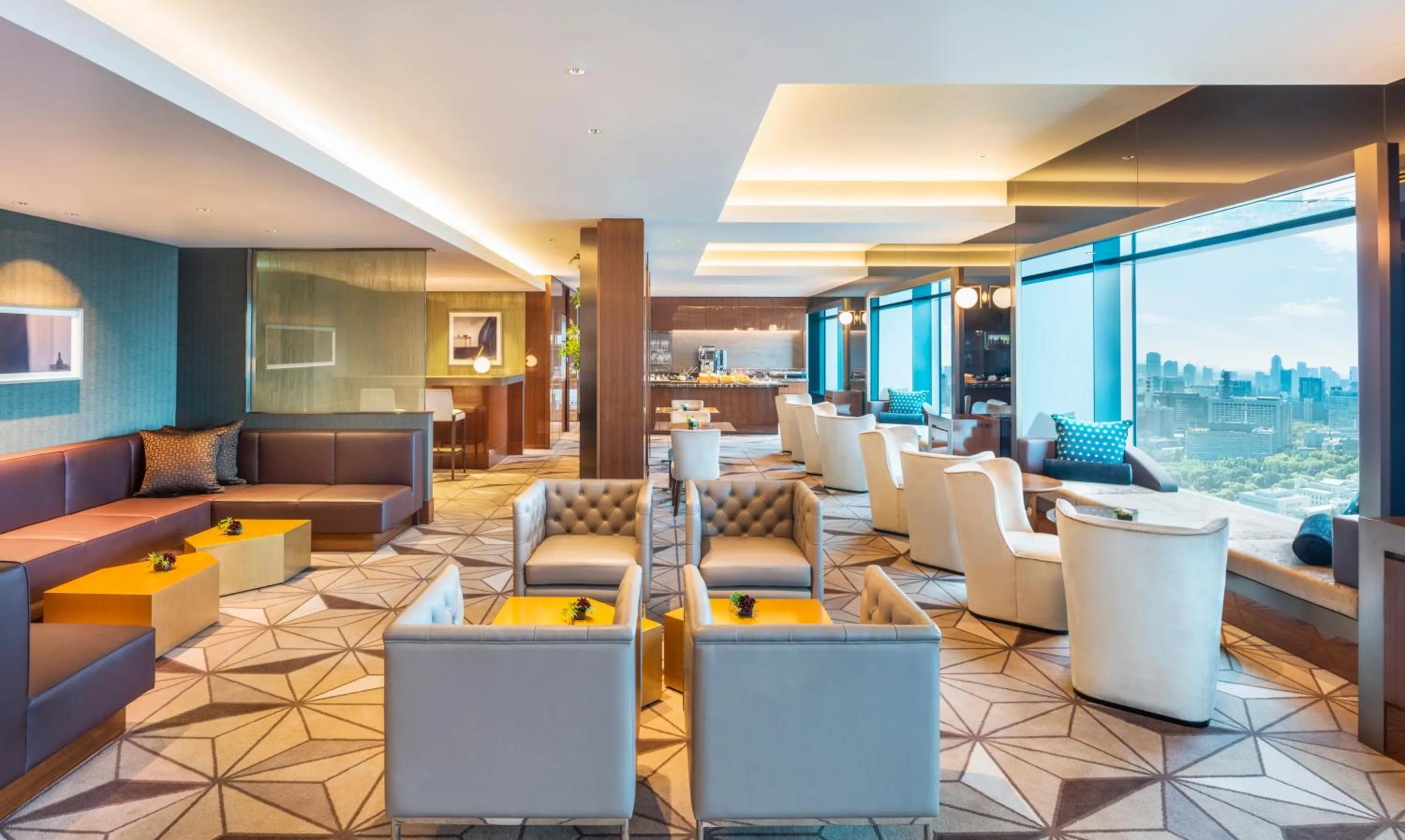 Communal lounge/ TV room in The Prince Gallery Tokyo Kioicho, a Luxury Collection Hotel