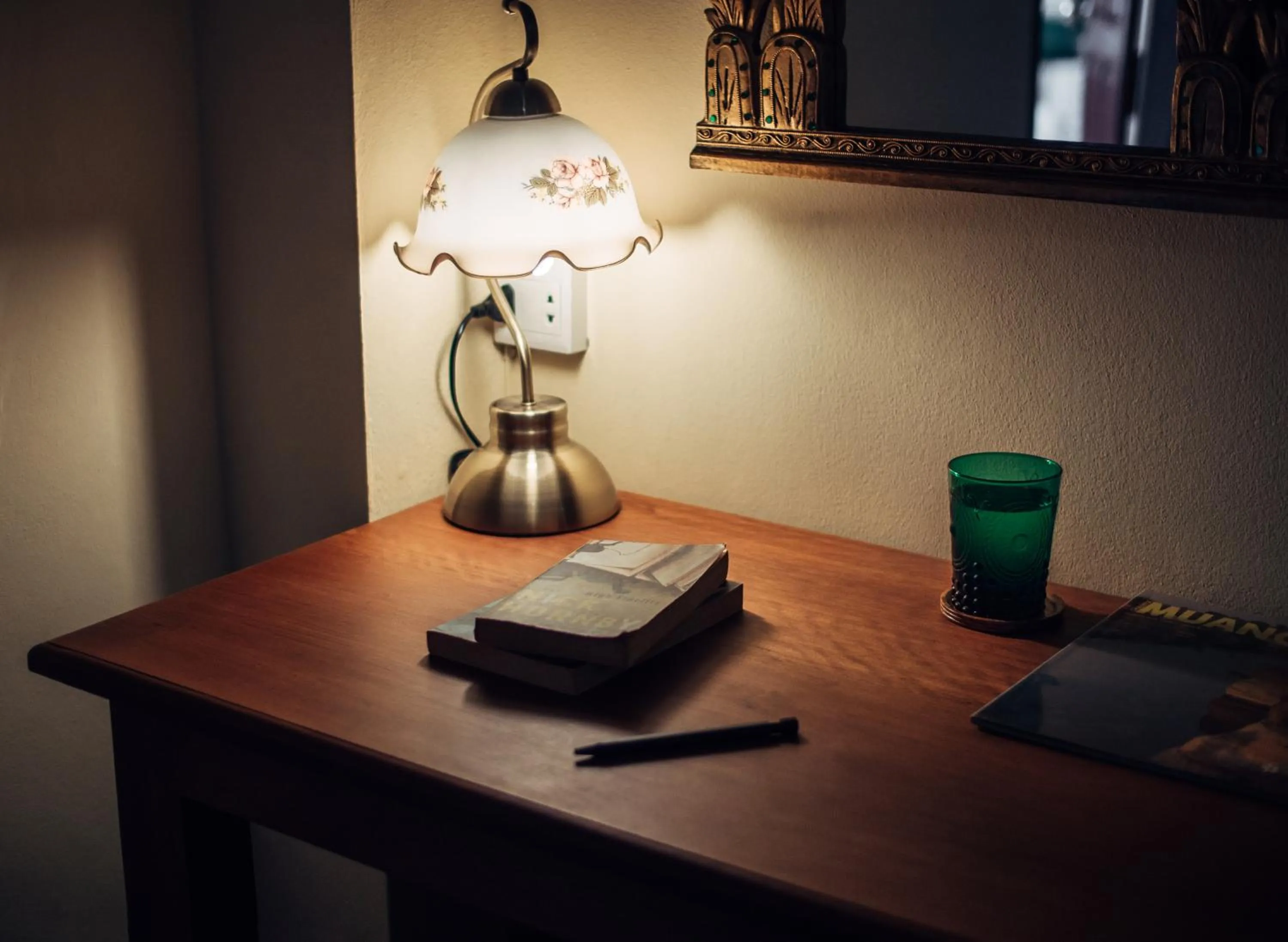Seating area in Le Jardin Hotel