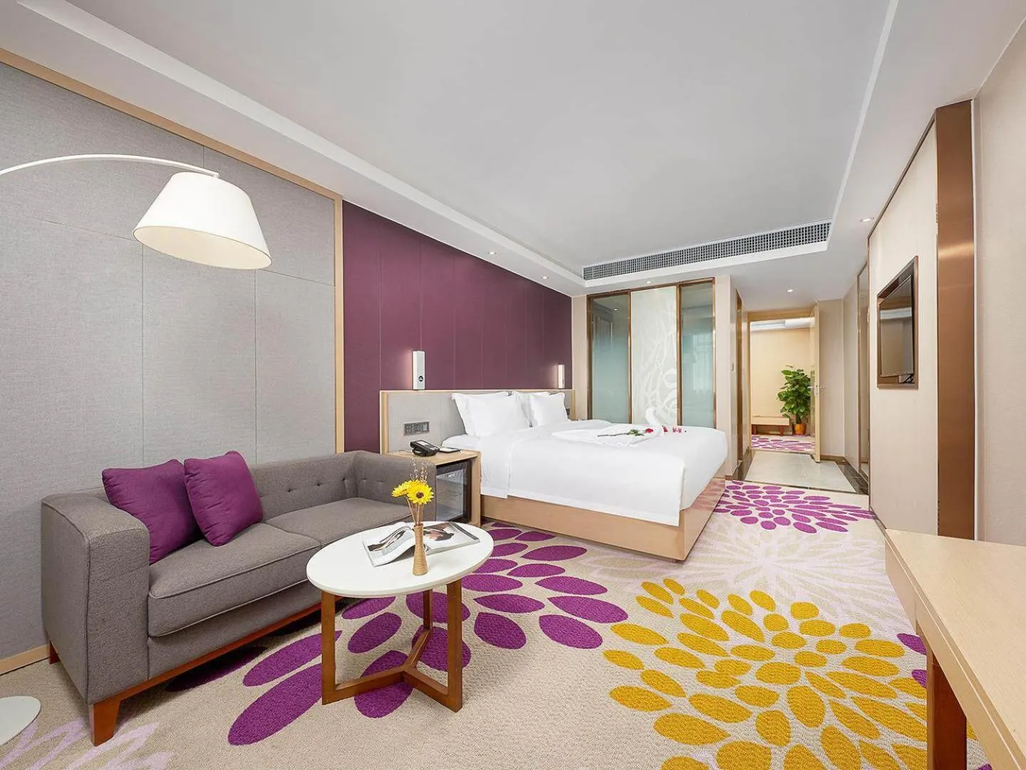 Bed in Lavande International Hotel Guangzhou Baiyun International Airport Branch - Free Shuttle Bus to Guangzhou Baiyun International Airport