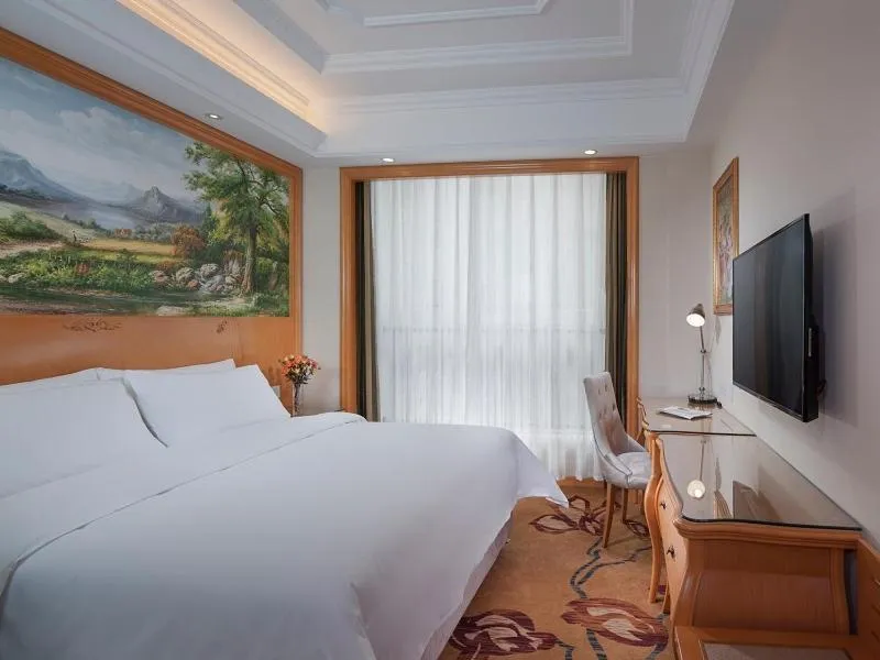 Bed in Vienna Hotel Tongcheng Tongkang Road