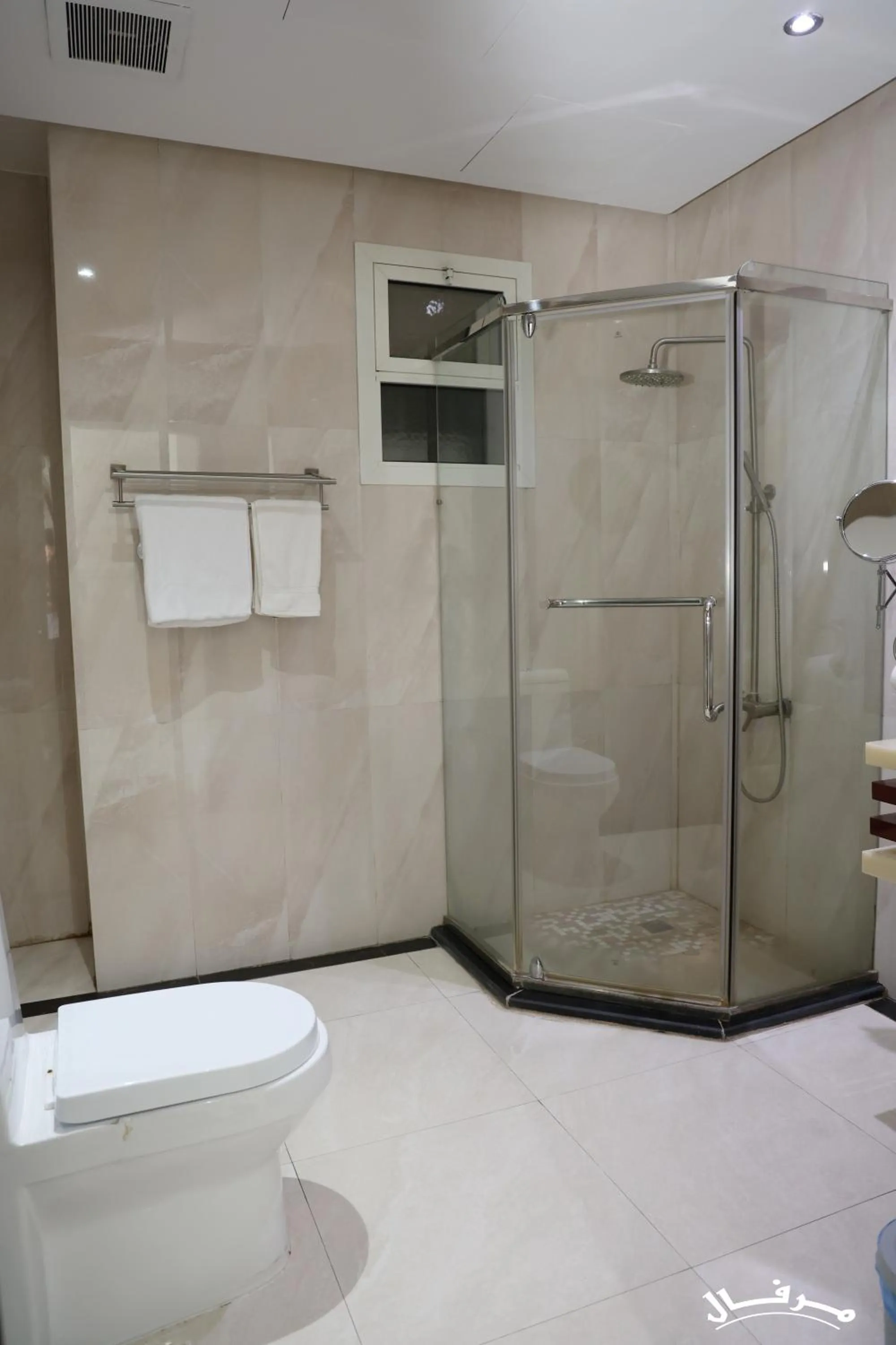 Shower in Merfal Serviced Apartments Royal