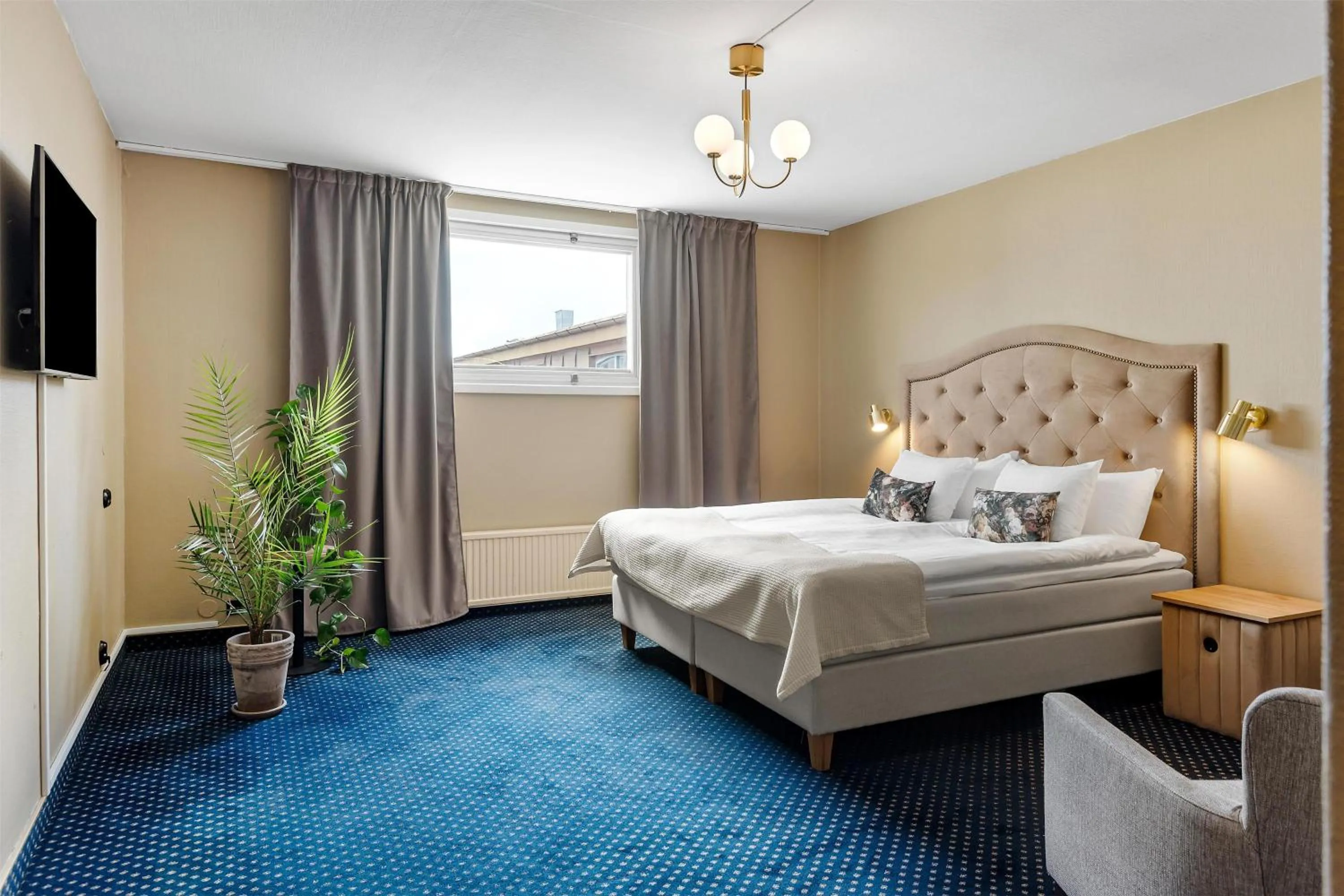 View (from property/room), Bed in Karlskrona Stadshotell, Best Western Signature Collection