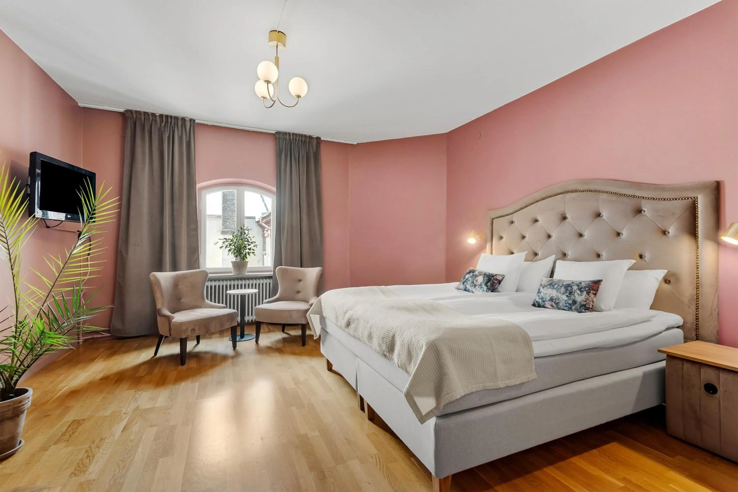 Property building, Bed in Karlskrona Stadshotell, Best Western Signature Collection