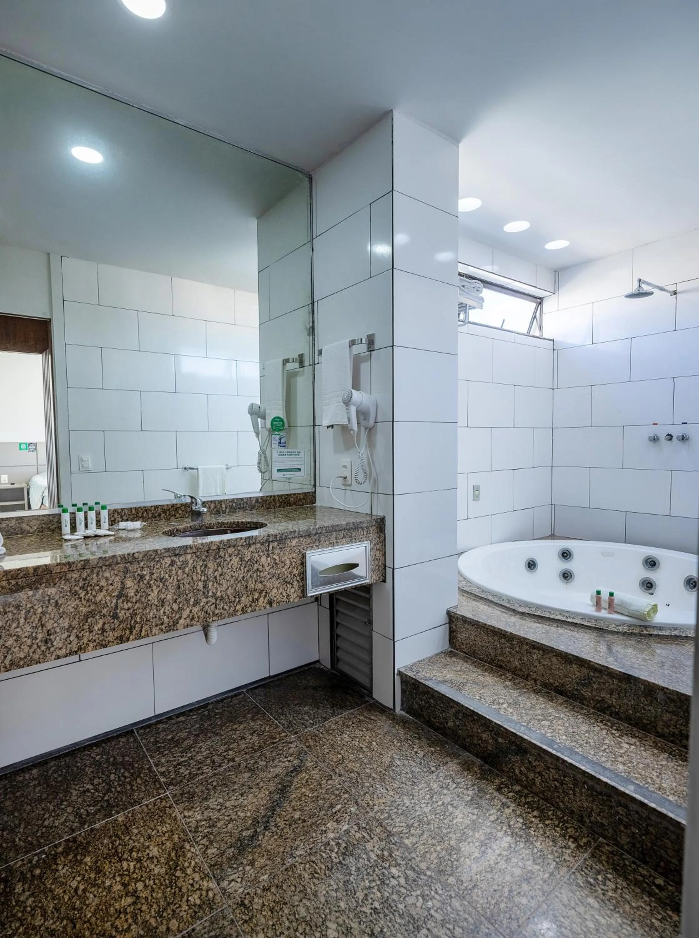 Bathroom in Hotel Nacional Inn Belo Horizonte