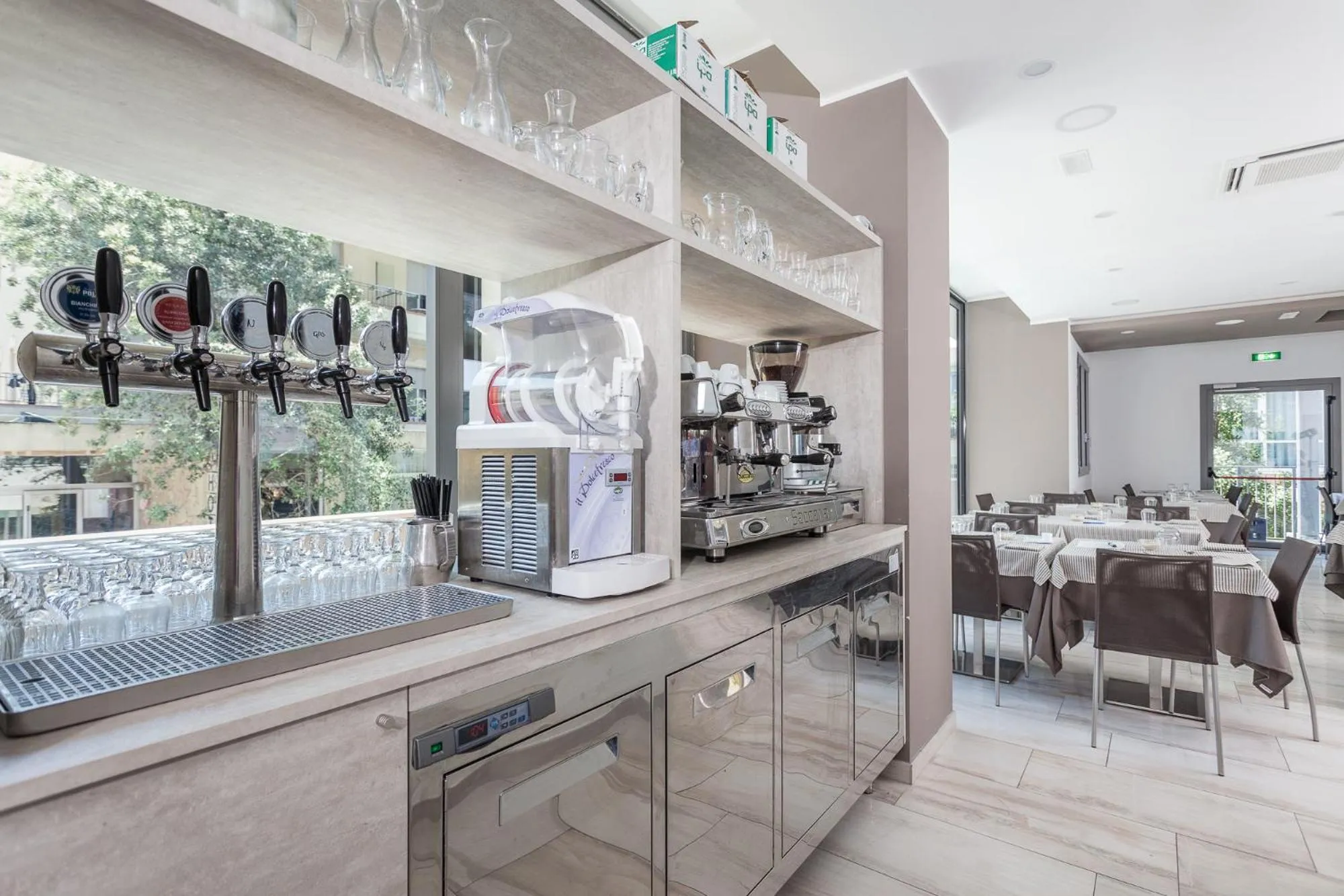 Restaurant/places to eat in Hotel Gioia