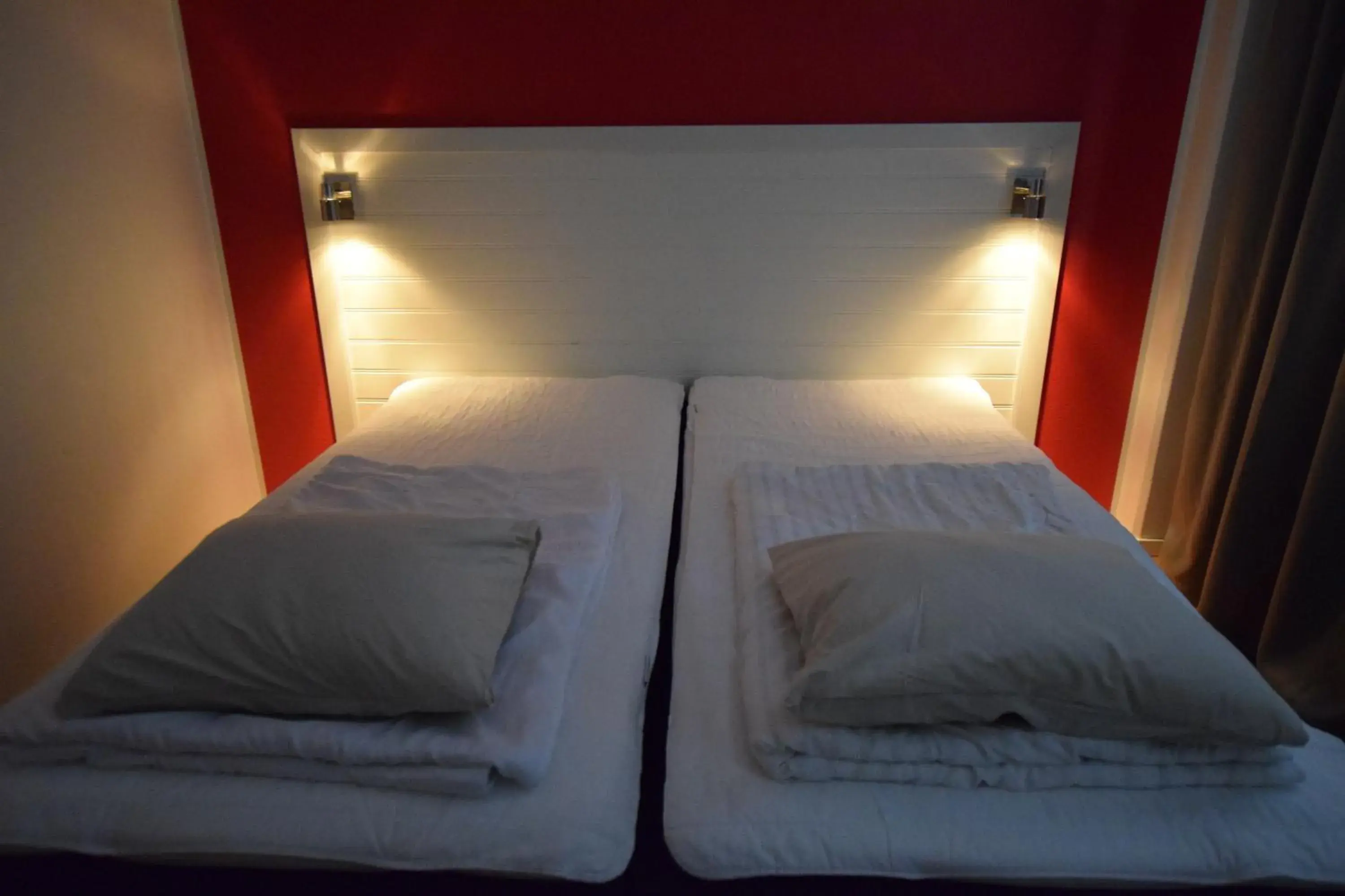 Double Room with Shared Bathroom in Hostel Snoozemore Double Room with Shared Bathroom in Hostel Snoozemore