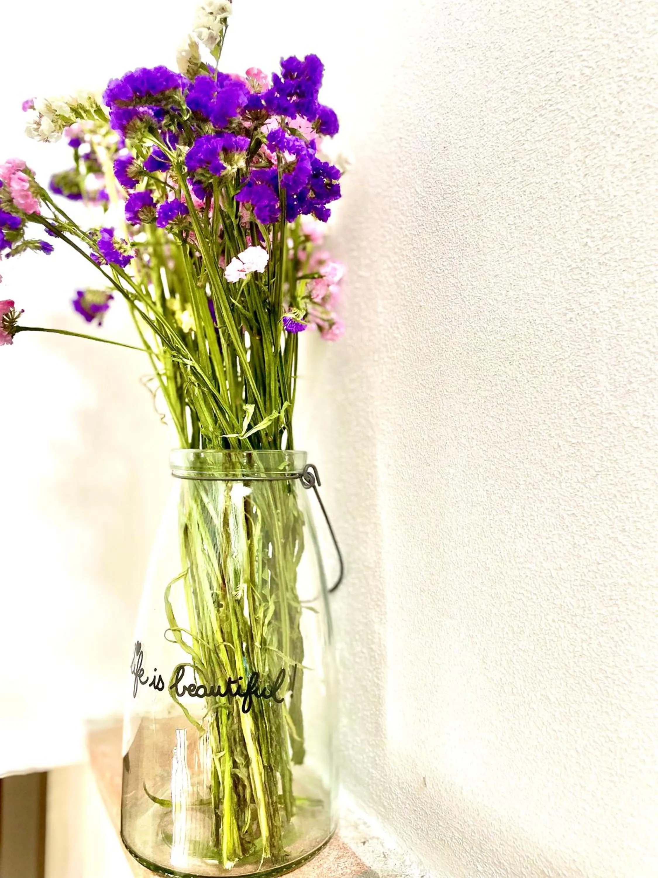 Decorative detail in B&B Alloro