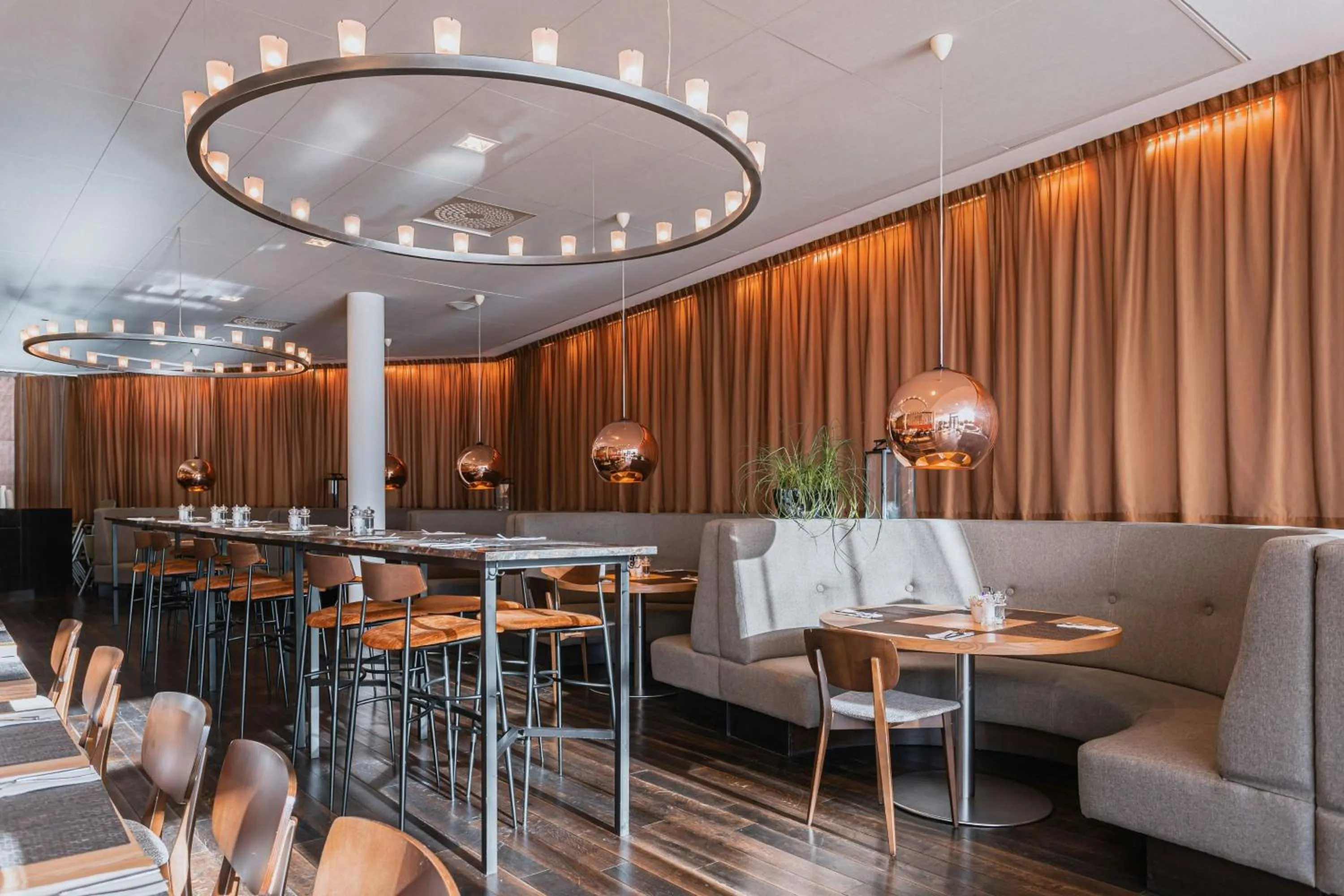 Lounge or bar in Courtyard by Marriott Stockholm Kungsholmen