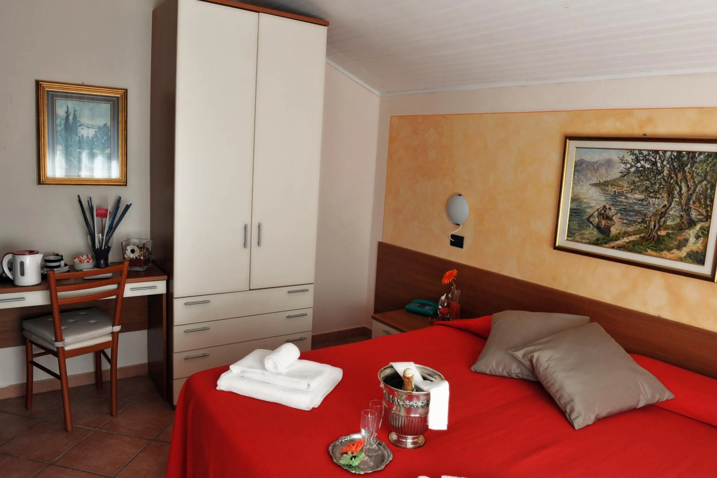 Photo of the whole room in Hotel Bellavista Meublè