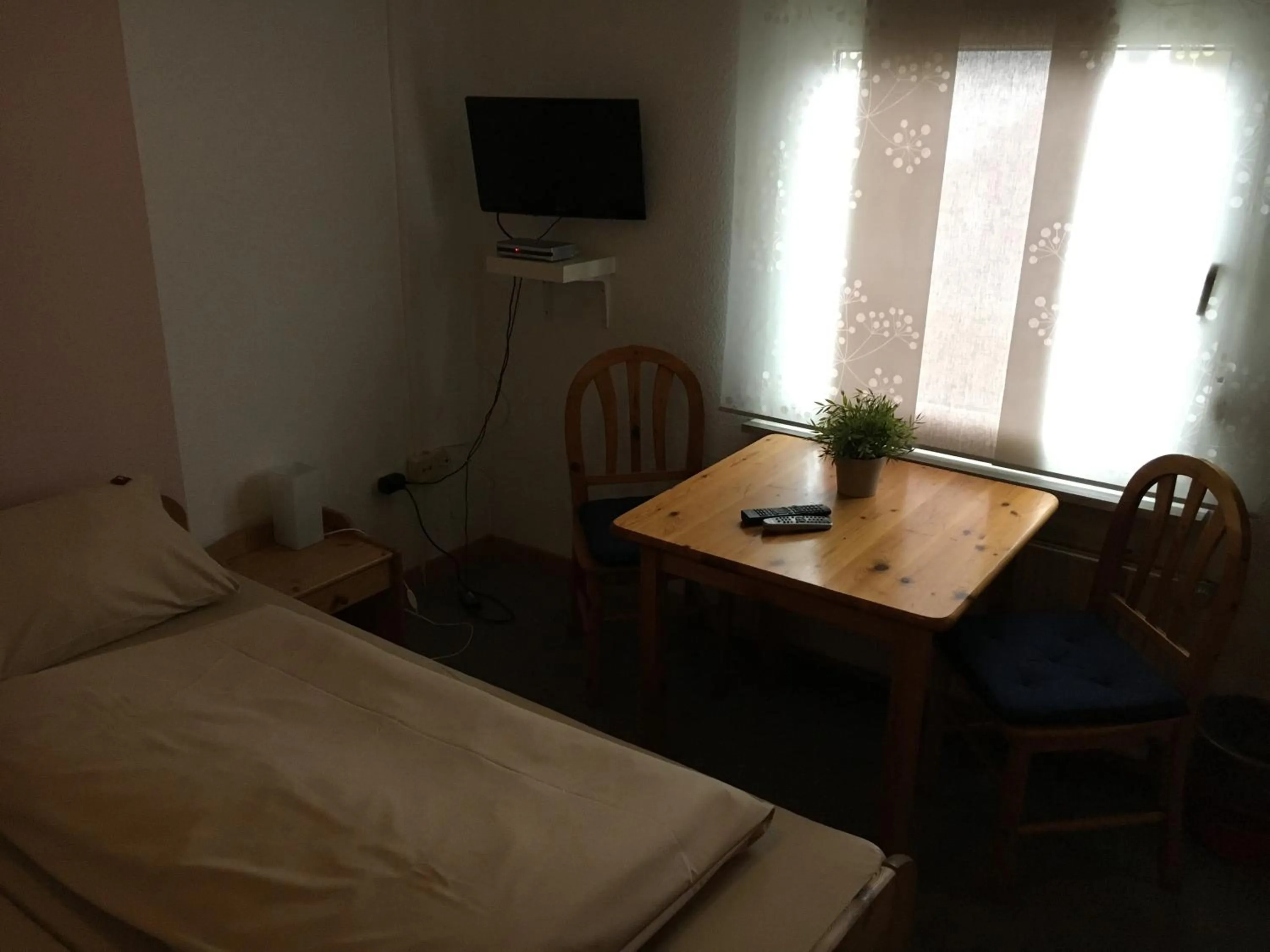 Photo of the whole room, Bed in Landgasthof Drei Eichen