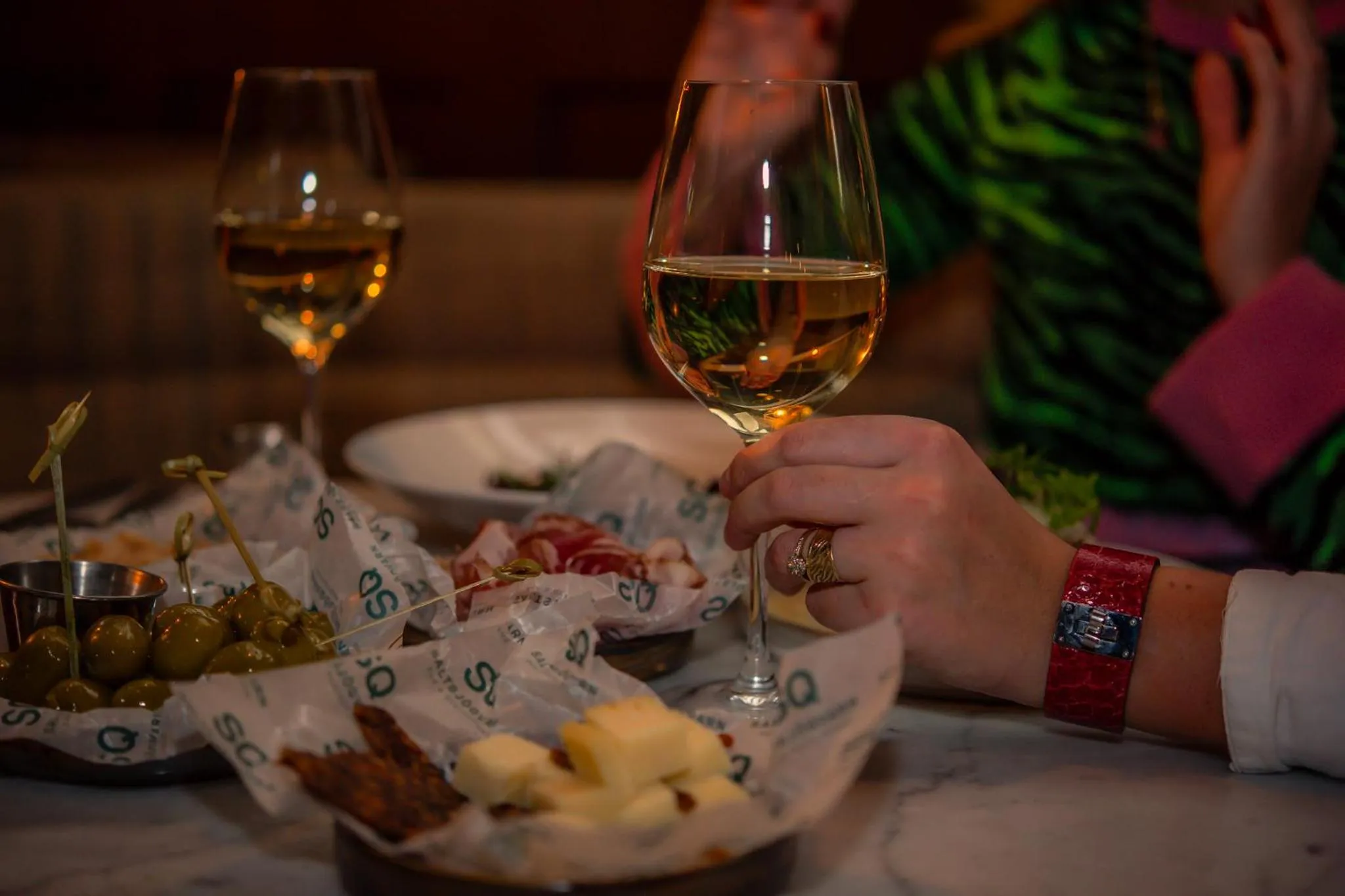 Restaurant/places to eat in Elite Hotel Marina Tower, Spa & Resort