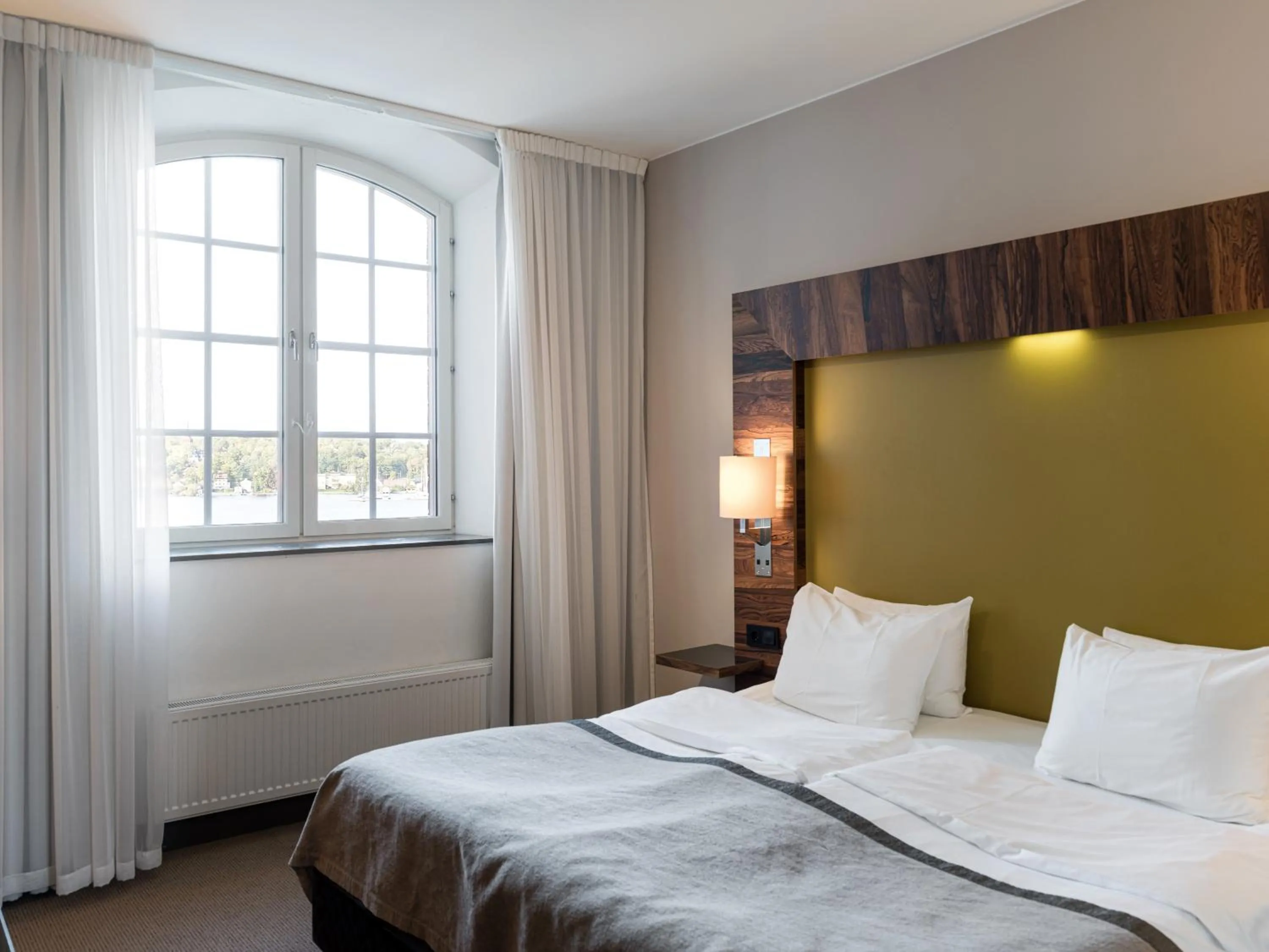 Bed in Elite Hotel Marina Tower, Spa & Resort