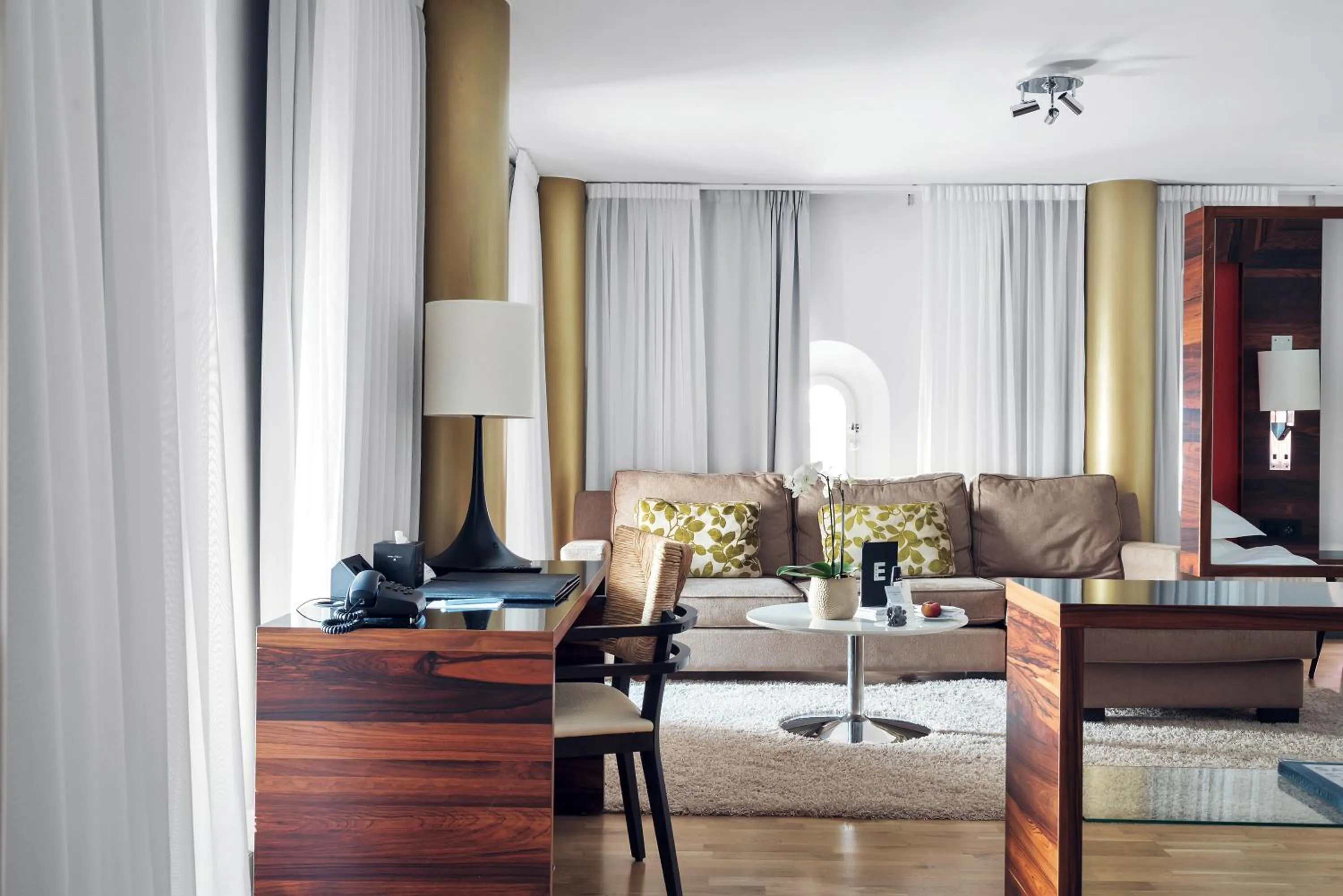 TV and multimedia in Elite Hotel Marina Tower, Spa & Resort