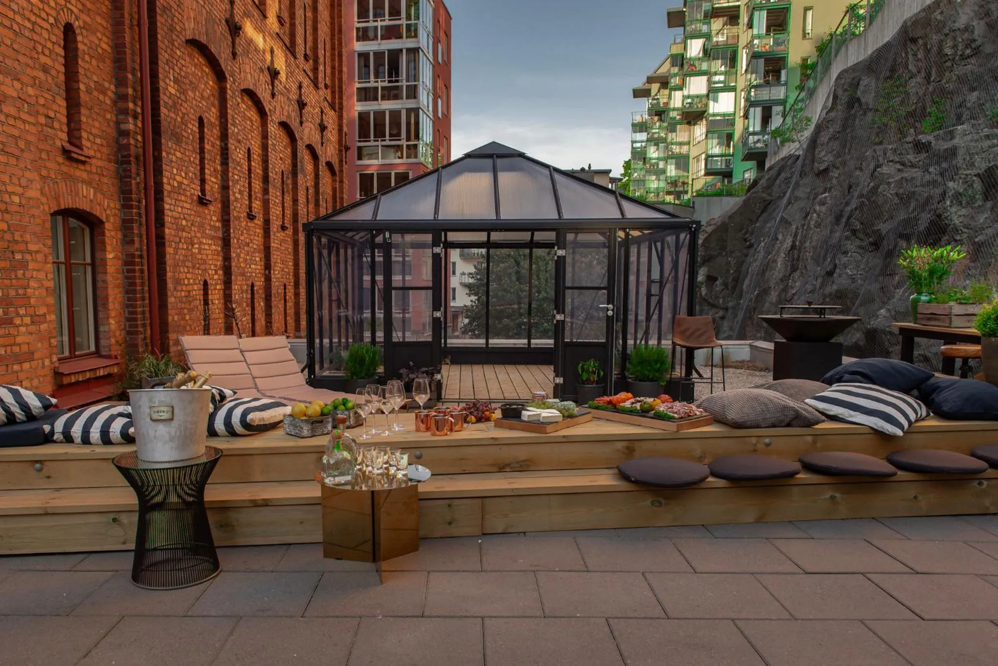 Patio in Elite Hotel Marina Tower, Spa & Resort