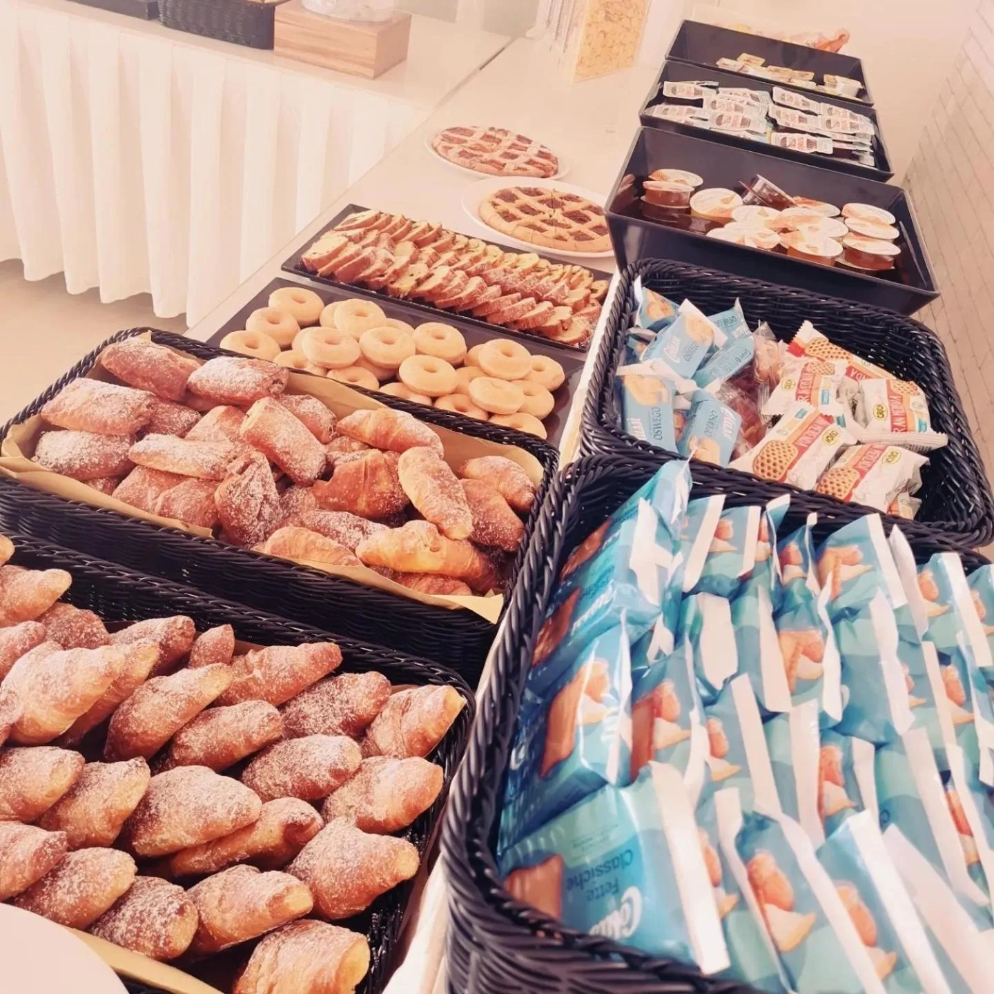 Buffet breakfast in Hotel Majestic