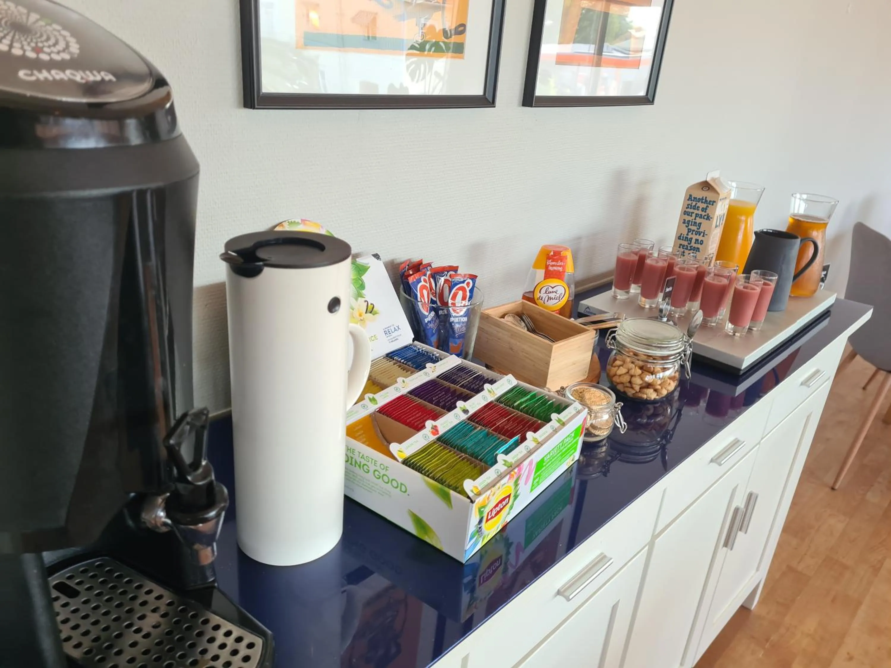 Coffee/tea facilities in Kils Hotell & Restaurang