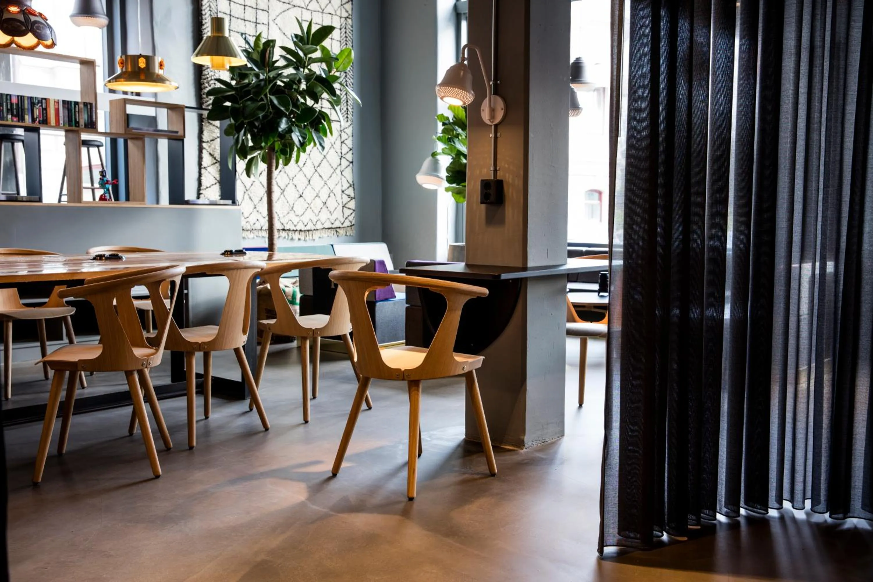 Business facilities in Hotel Flora