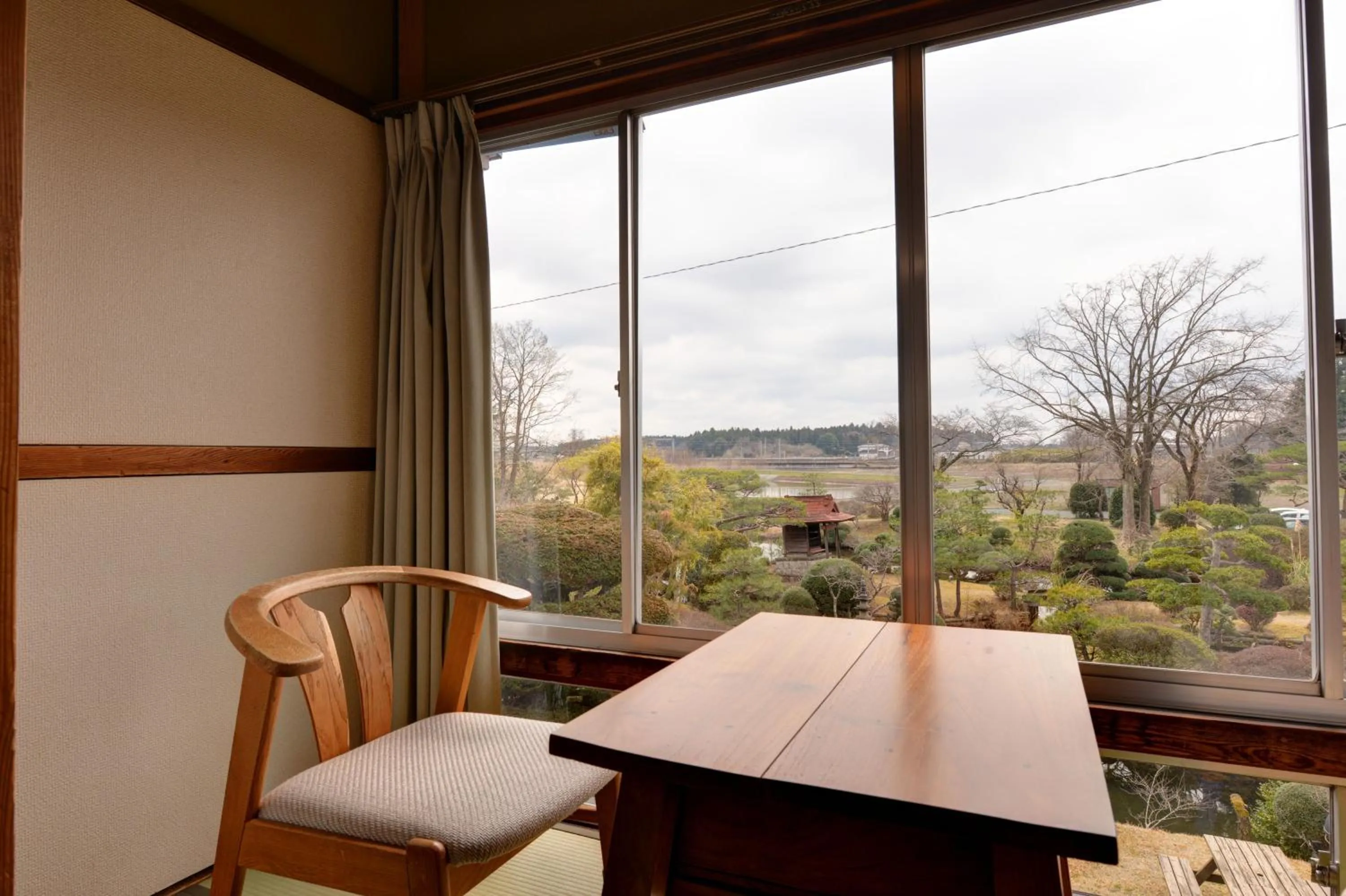 Photo of the whole room in Yusenso