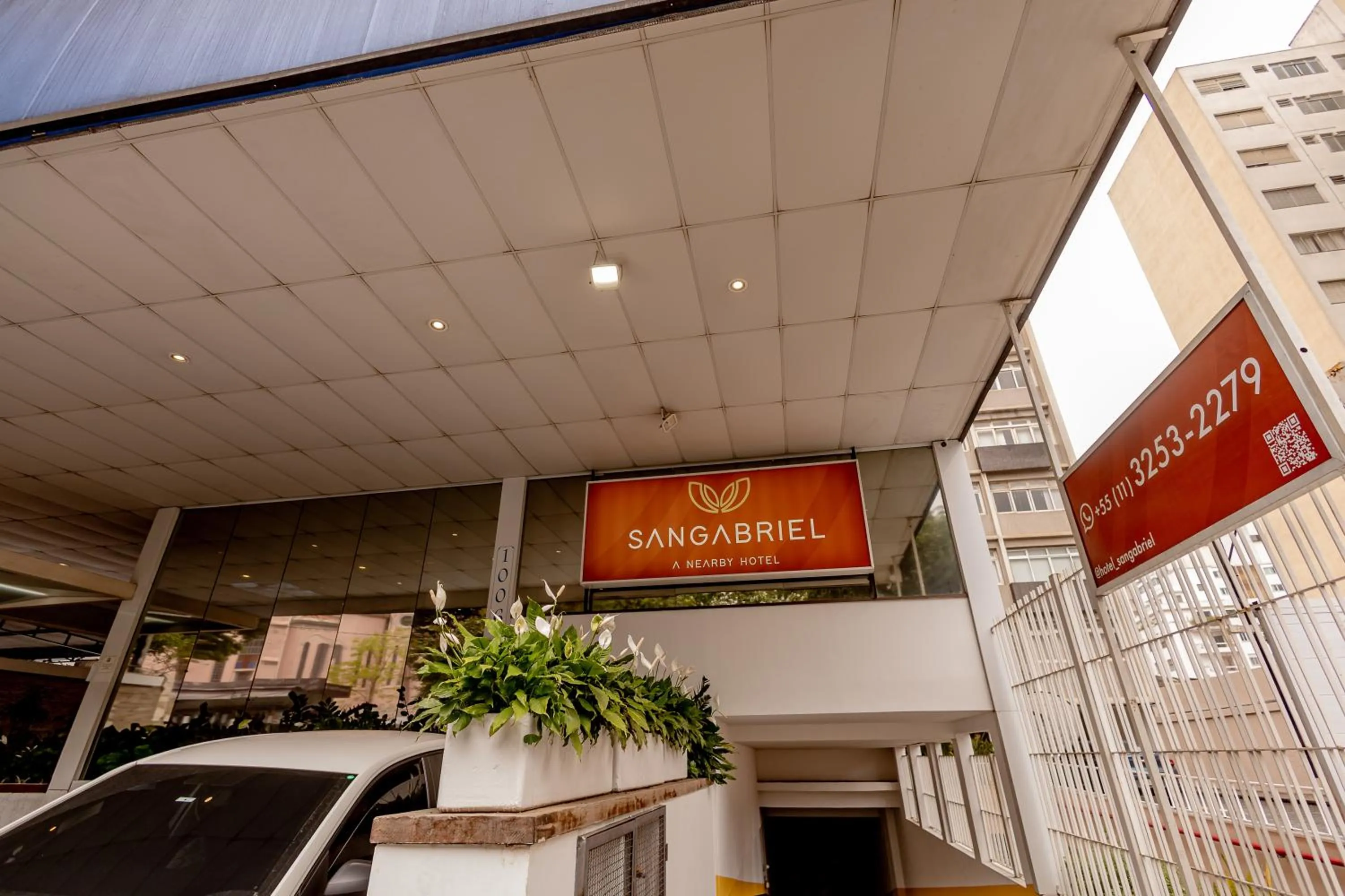 Day in Hotel San Gabriel