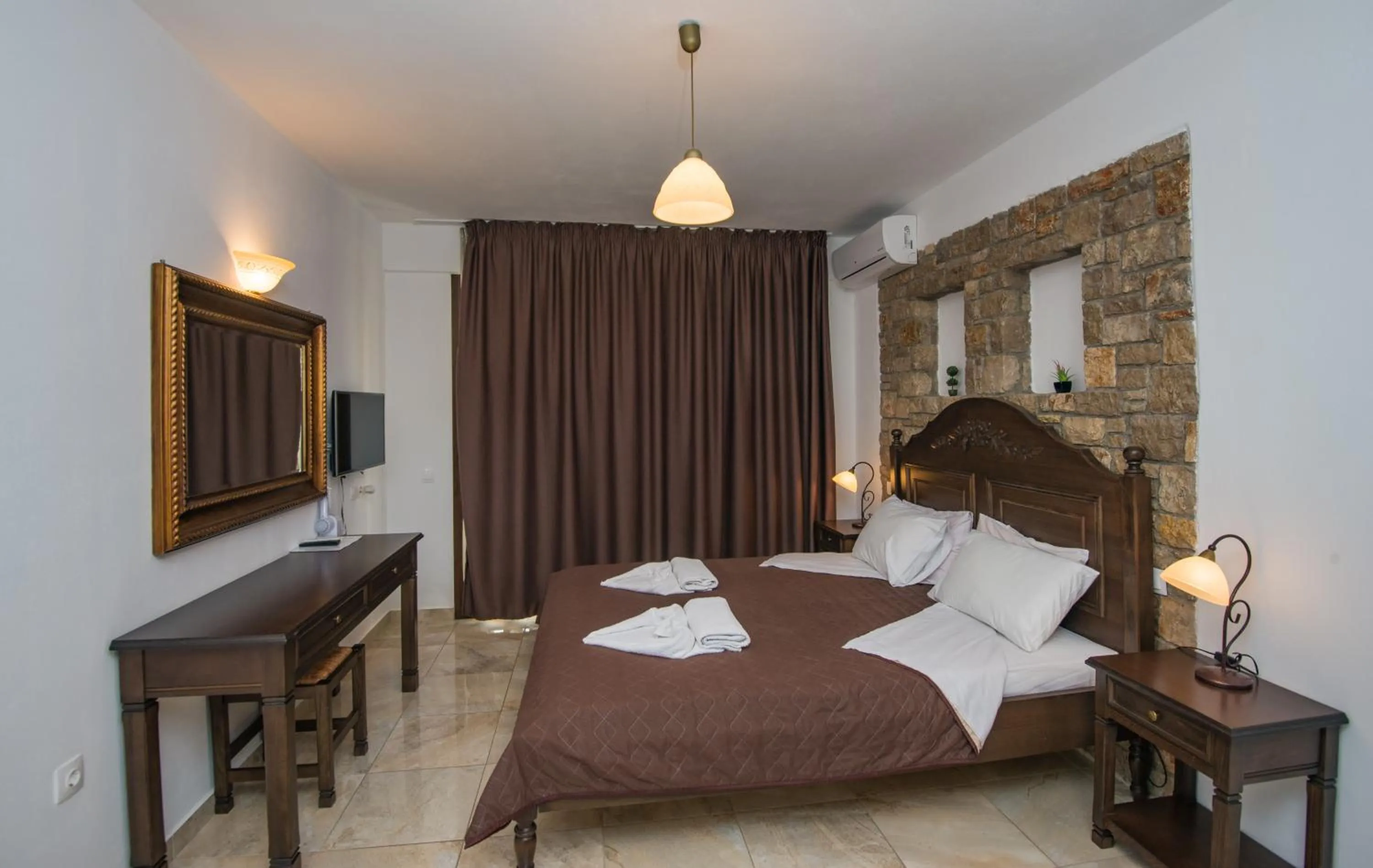 Bedroom, Bed in Marilena Apartments