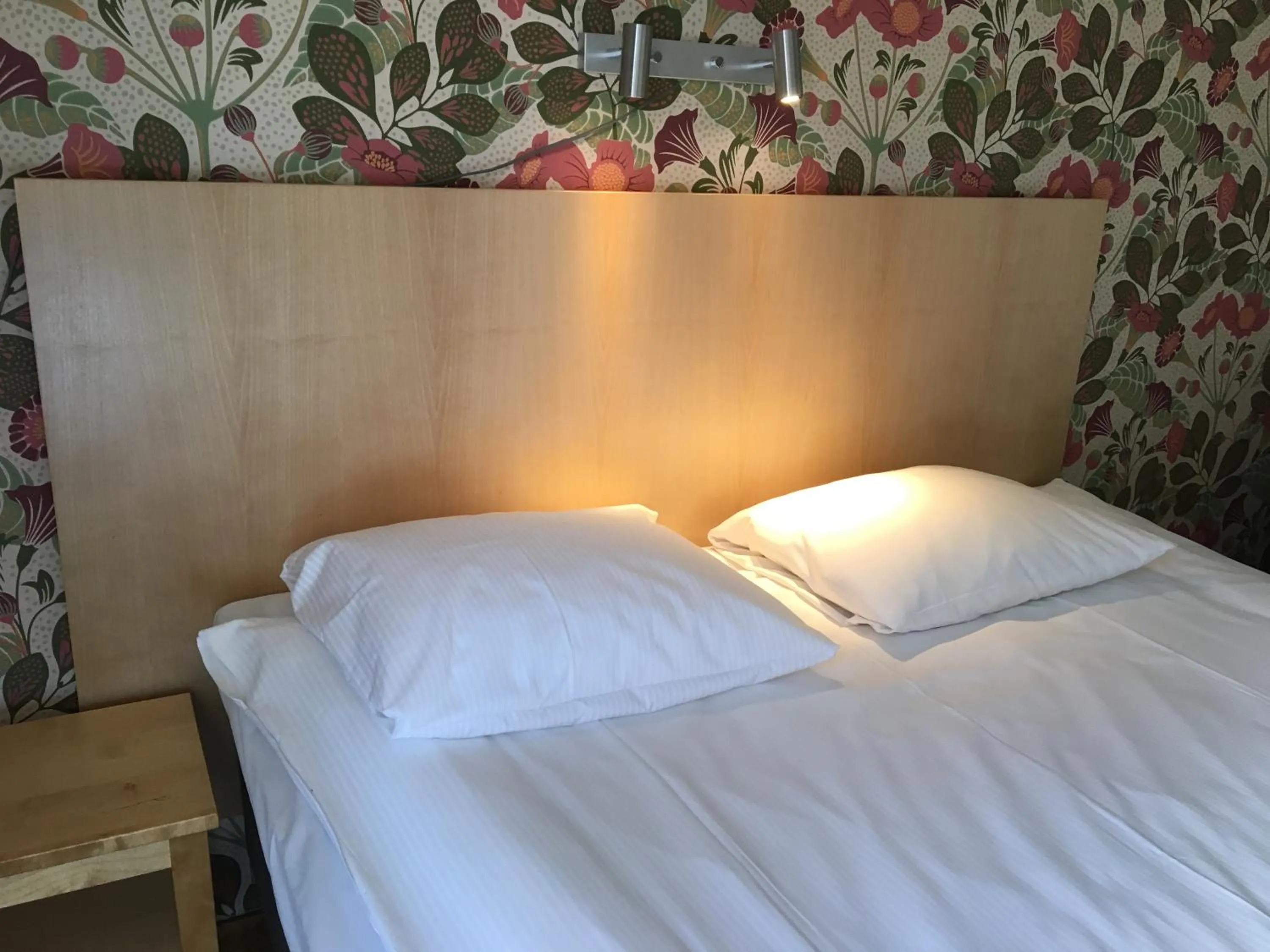 Bed in Linköpings Cityhotell och Vandrarhem