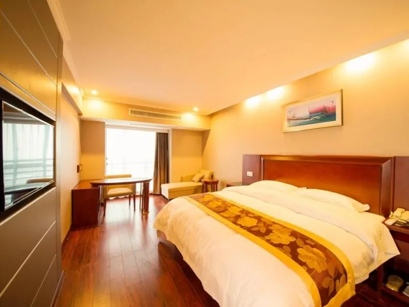 GreenTree Zhejiang Jiaxing Jiashan Renmin Road Business Hotel