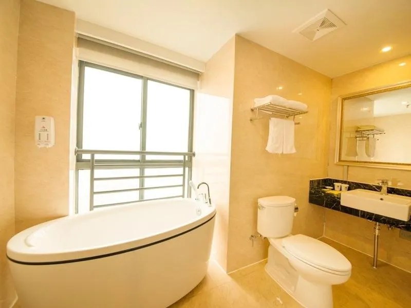 GreenTree Zhejiang Jiaxing Jiashan Renmin Road Business Hotel