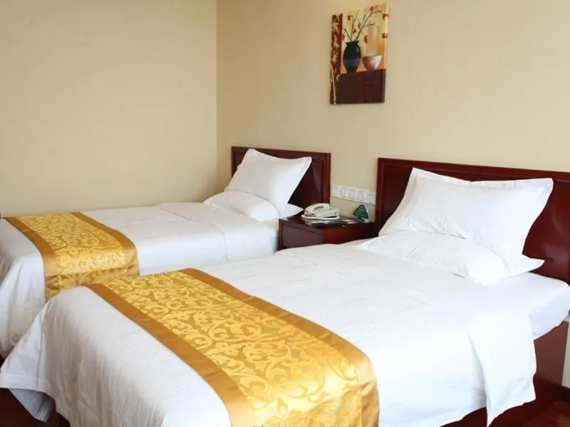 Bed in GreenTree Inn Shangdong Province Linxi Yitang Town Shuangling Road Express Hotel