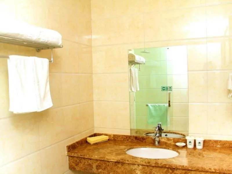GreenTree Inn Shangdong Province Linxi Yitang Town Shuangling Road Express Hotel