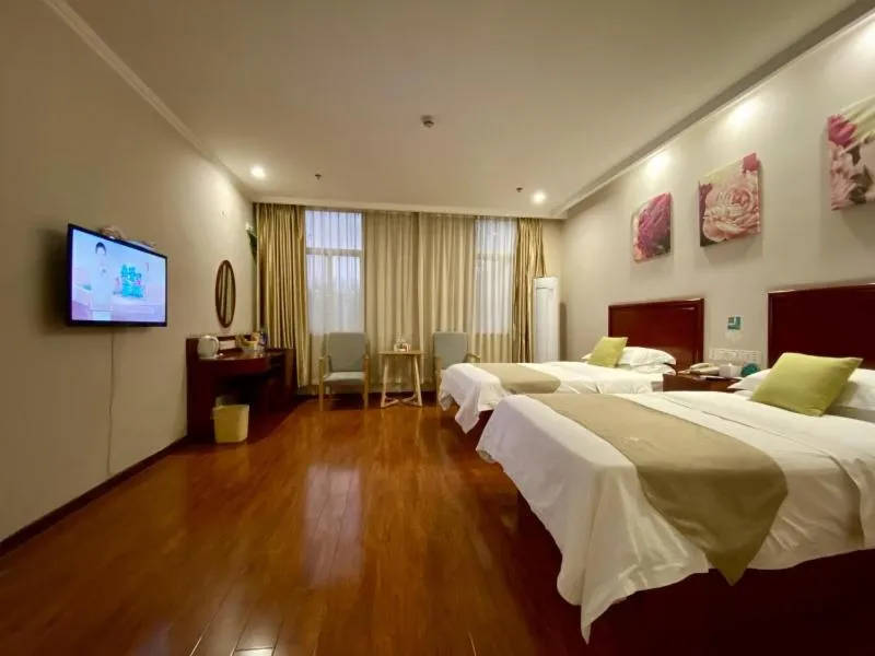 Bed in GreenTree Inn ShanDong Linxi Pingyi Mengyang Road Express Hotel