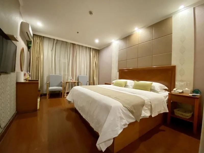 Bed in GreenTree Inn ShanDong Linxi Pingyi Mengyang Road Express Hotel