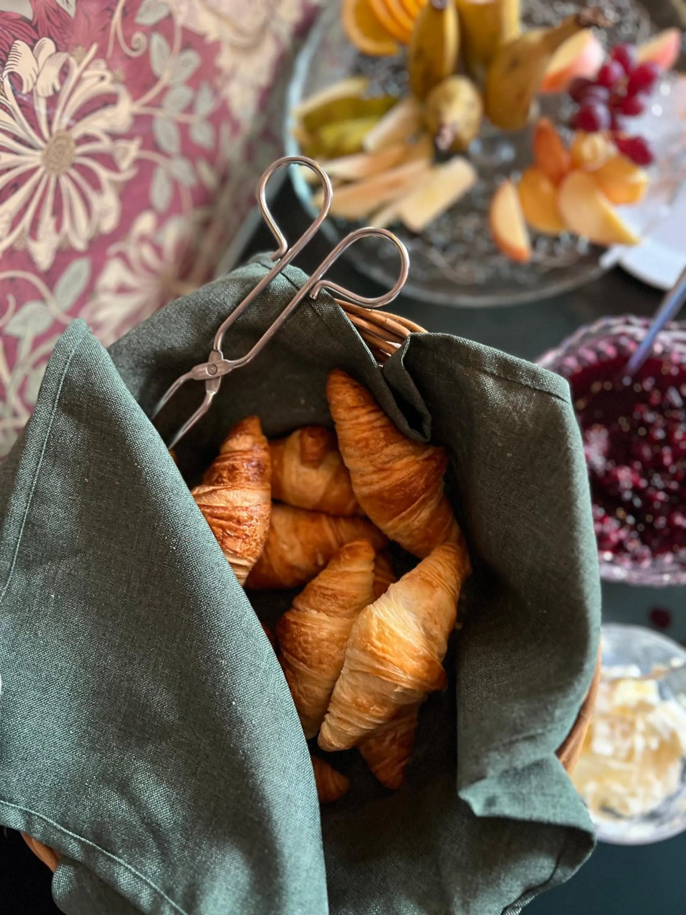 Breakfast in Akademihotellet