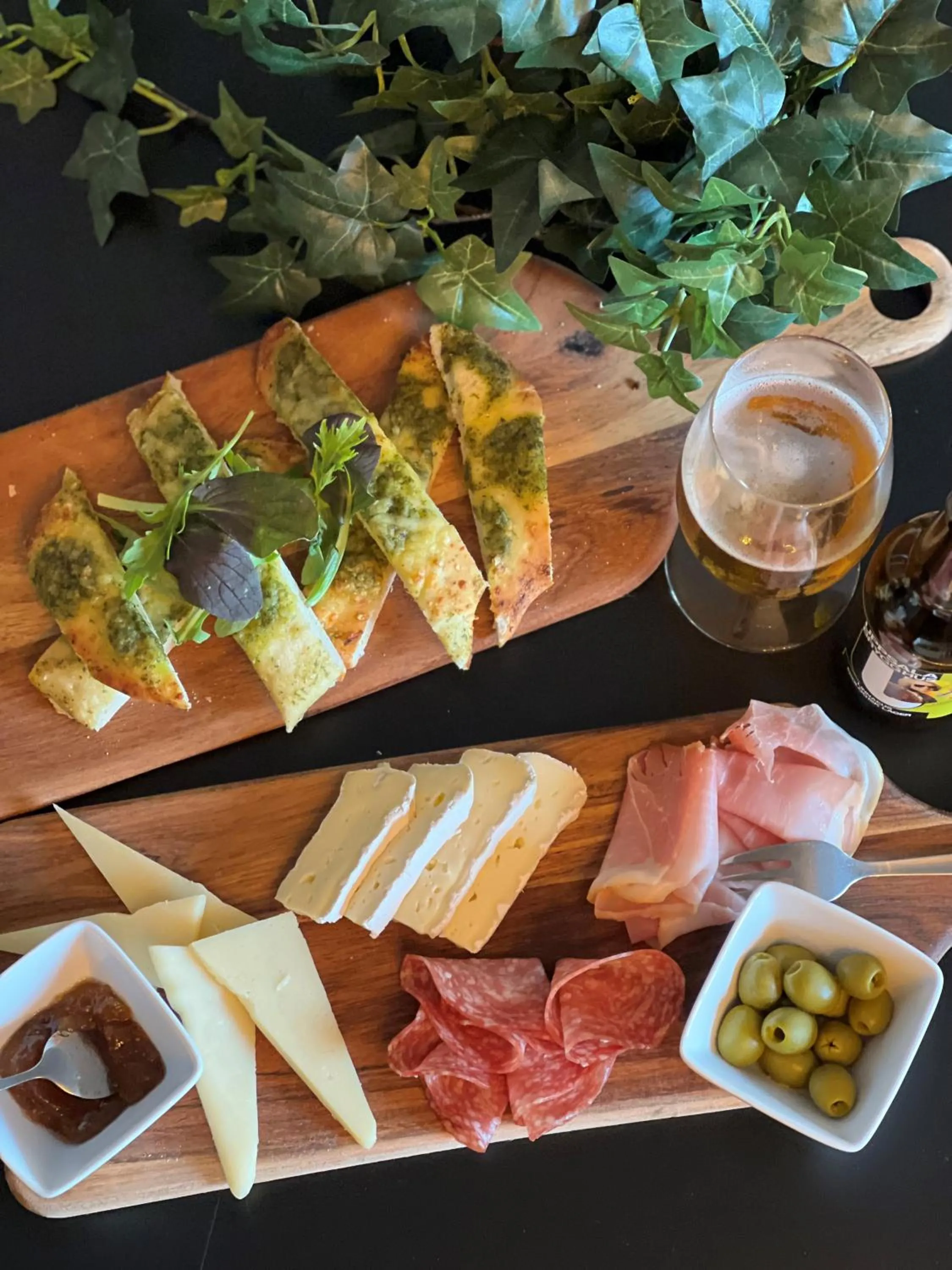 Restaurant/places to eat in Akademihotellet